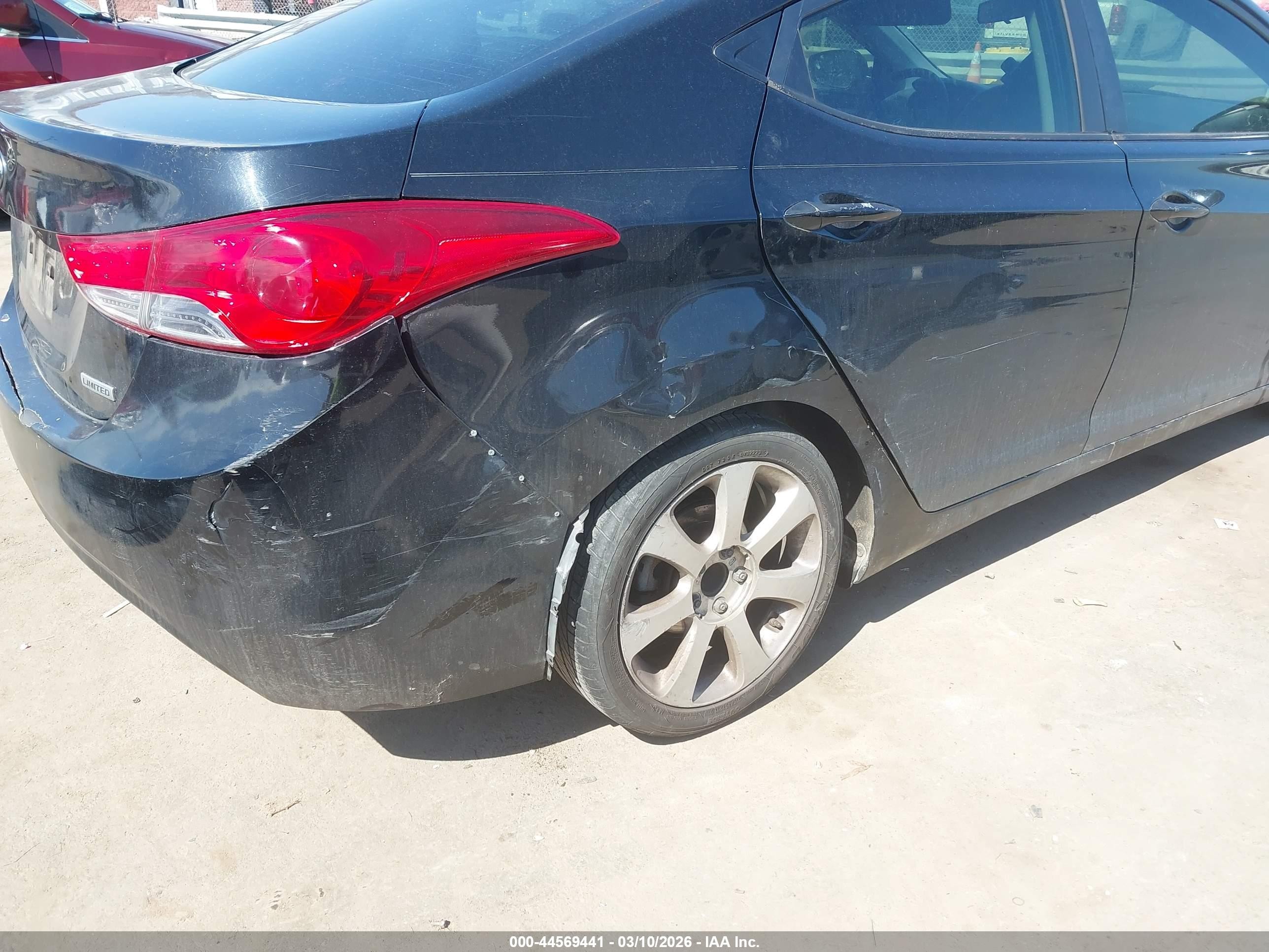 2012 Hyundai Elantra Limited Черный vin: 5NPDH4AE5CH117026