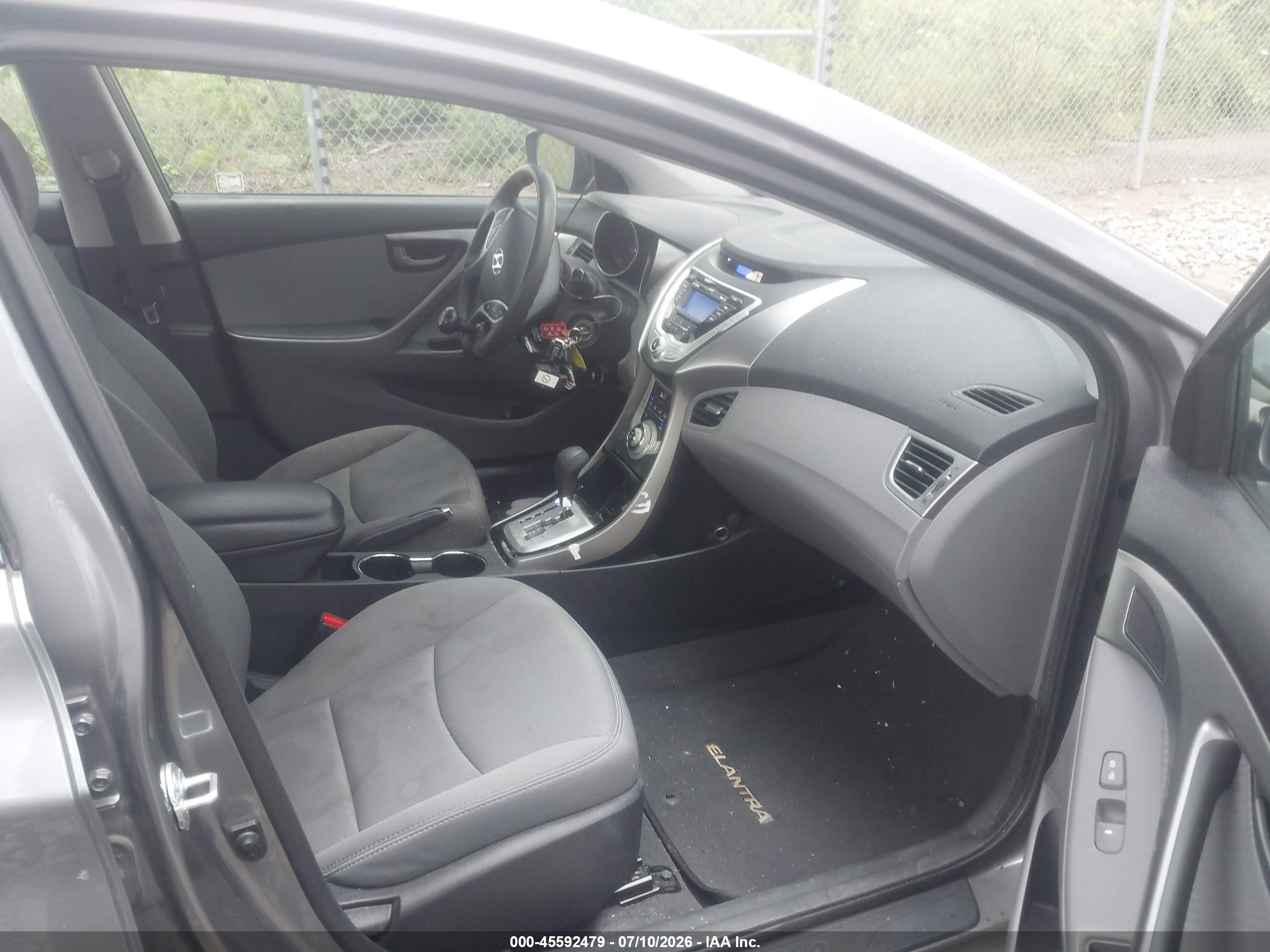 2012 Hyundai Elantra Gls Gray vin: 5NPDH4AE5CH117608