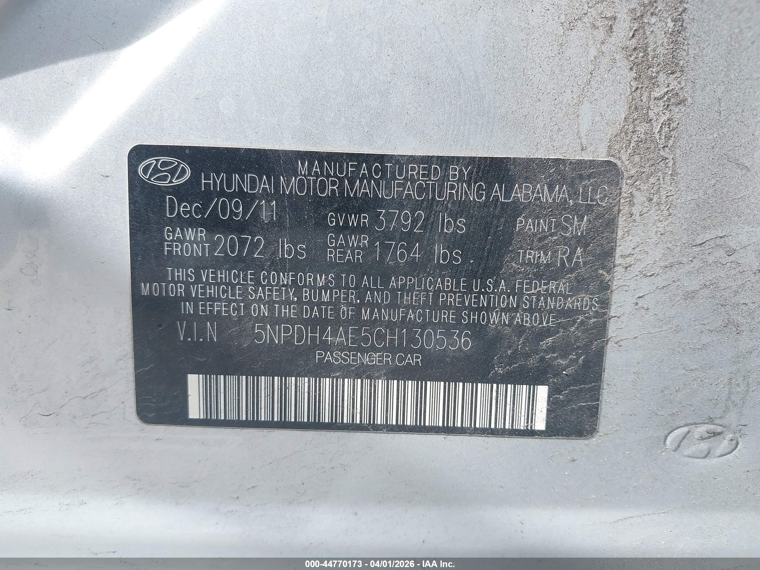 2012 Hyundai Elantra Gls Silver vin: 5NPDH4AE5CH130536