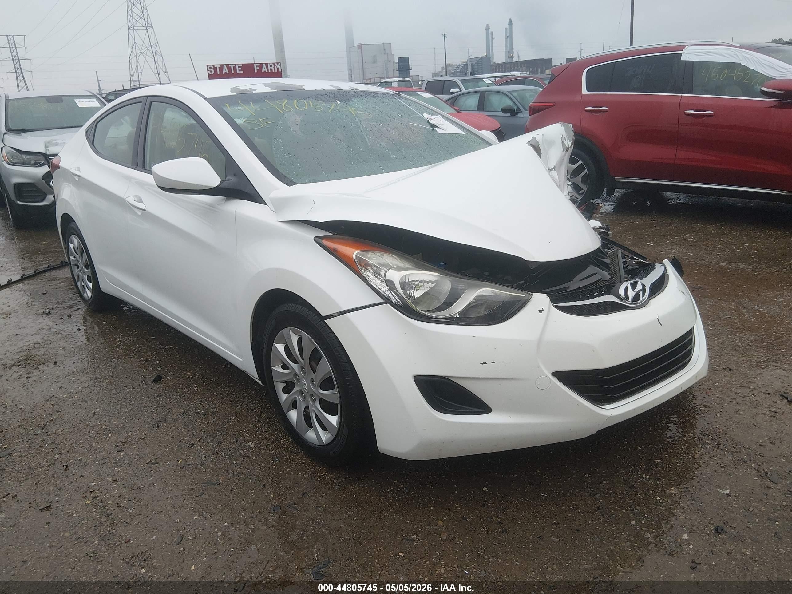 2012 Hyundai Elantra Gls White vin: 5NPDH4AE5CH140905