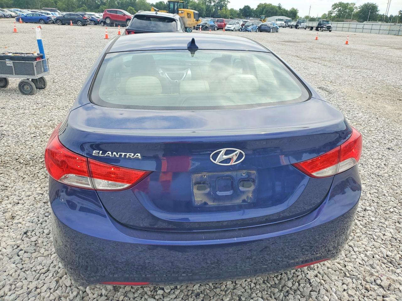 2013 Hyundai Elantra Gls Blue vin: 5NPDH4AE5DH152294
