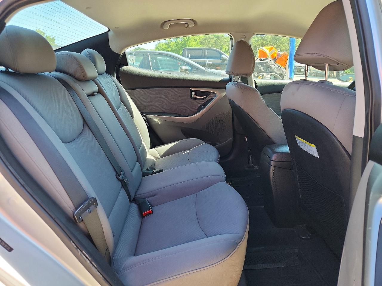 2013 Hyundai Elantra Gls Серебряный vin: 5NPDH4AE5DH156538