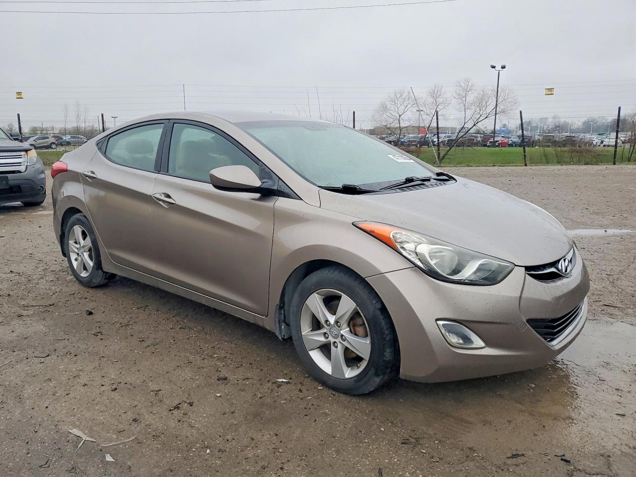 2013 Hyundai Elantra Gls Tan vin: 5NPDH4AE5DH172982