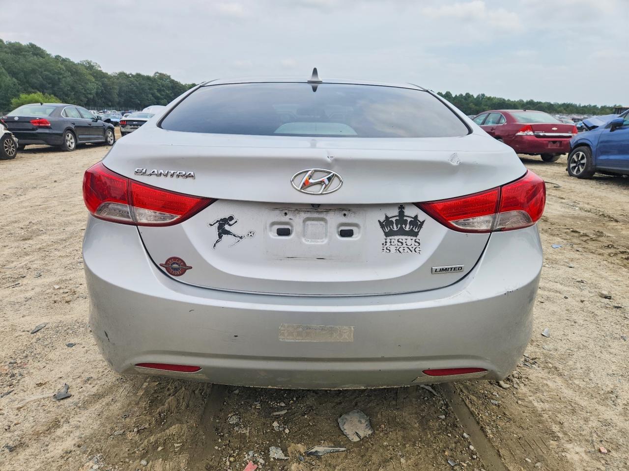2013 Hyundai Elantra Limited Silver vin: 5NPDH4AE5DH187854