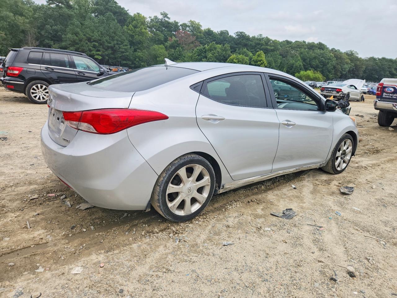 2013 Hyundai Elantra Limited Silver vin: 5NPDH4AE5DH187854