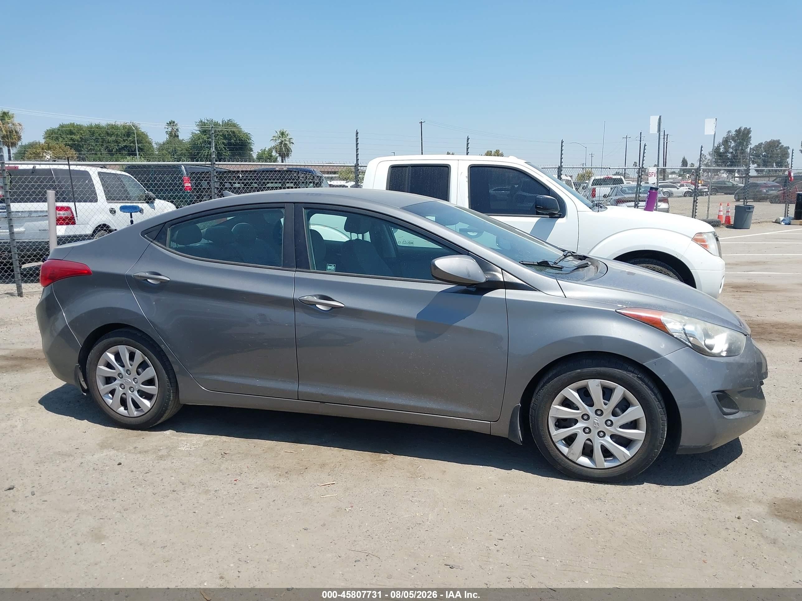 2013 Hyundai Elantra Gls Серый vin: 5NPDH4AE5DH202577