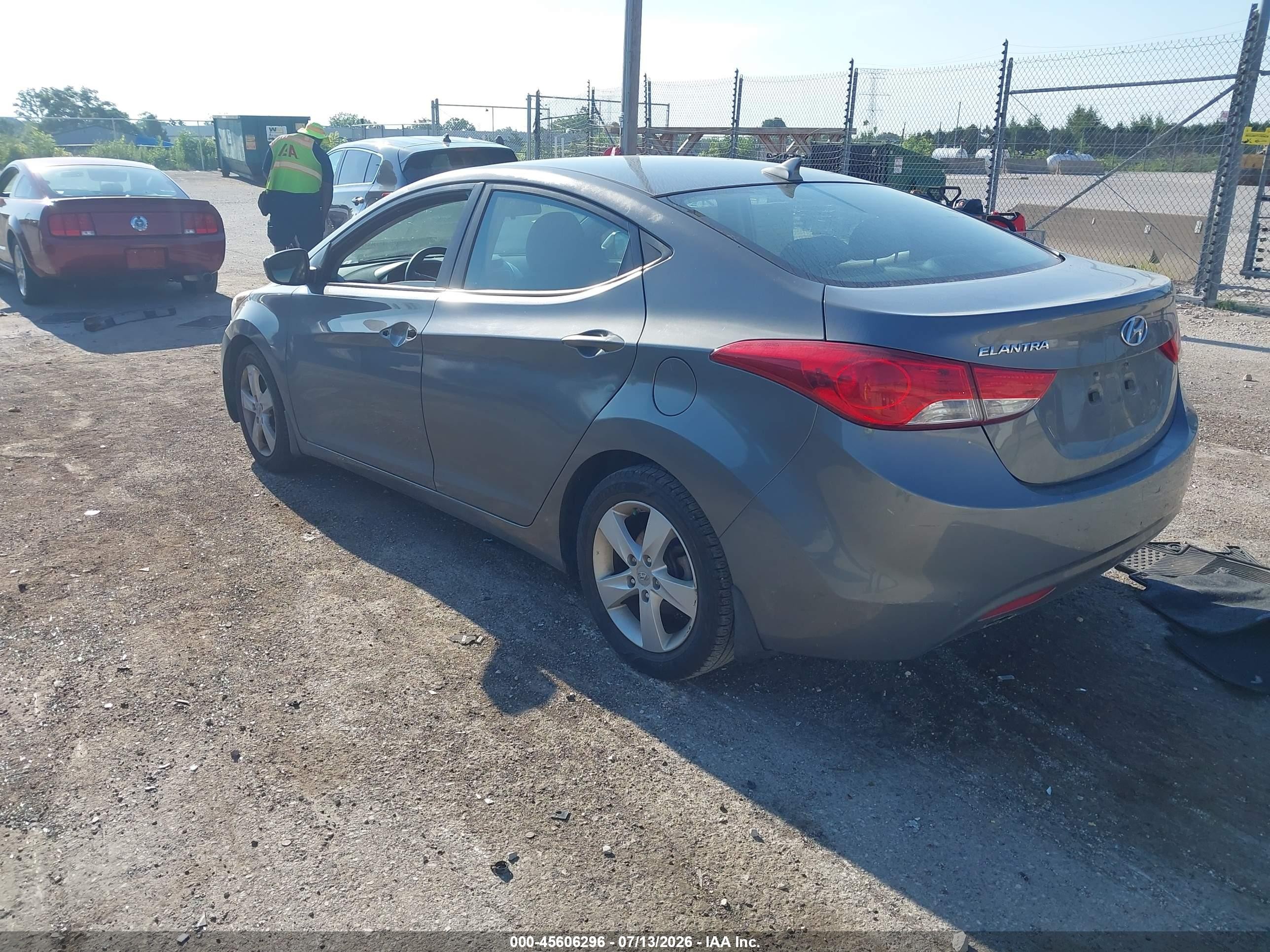 2013 Hyundai Elantra Gls Gray vin: 5NPDH4AE5DH203230
