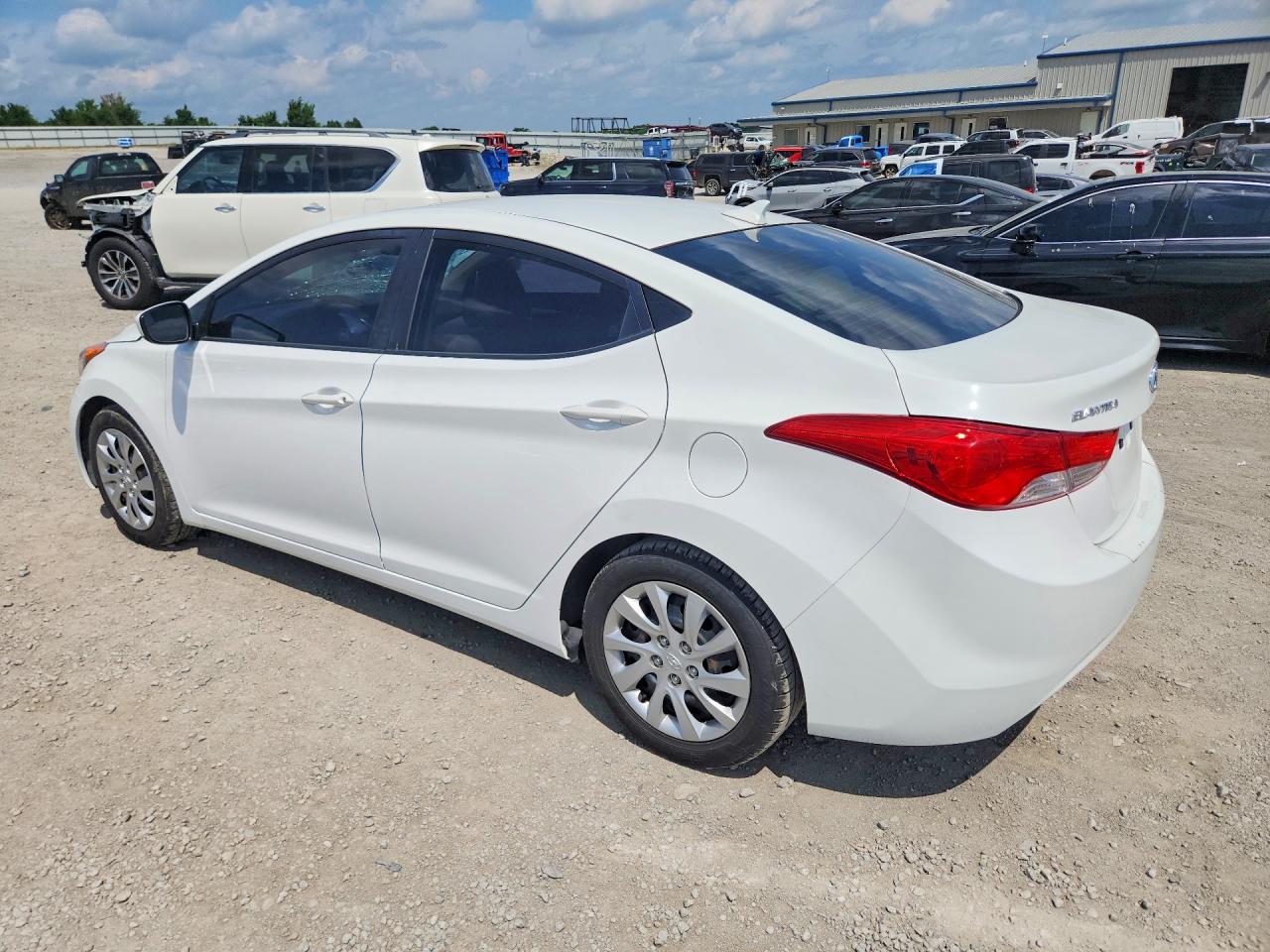 2013 Hyundai Elantra Gls Белый vin: 5NPDH4AE5DH207276