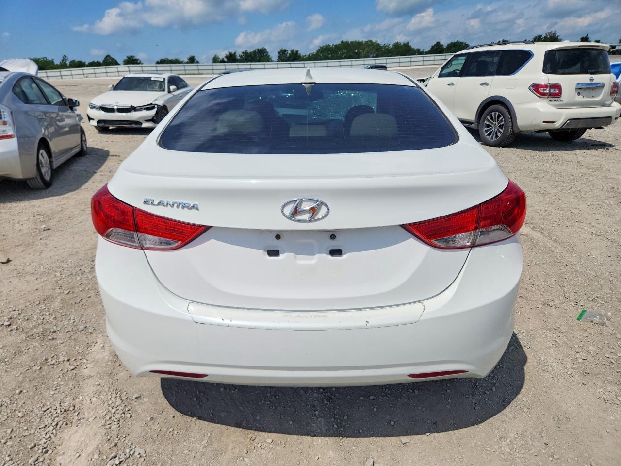2013 Hyundai Elantra Gls Белый vin: 5NPDH4AE5DH207276