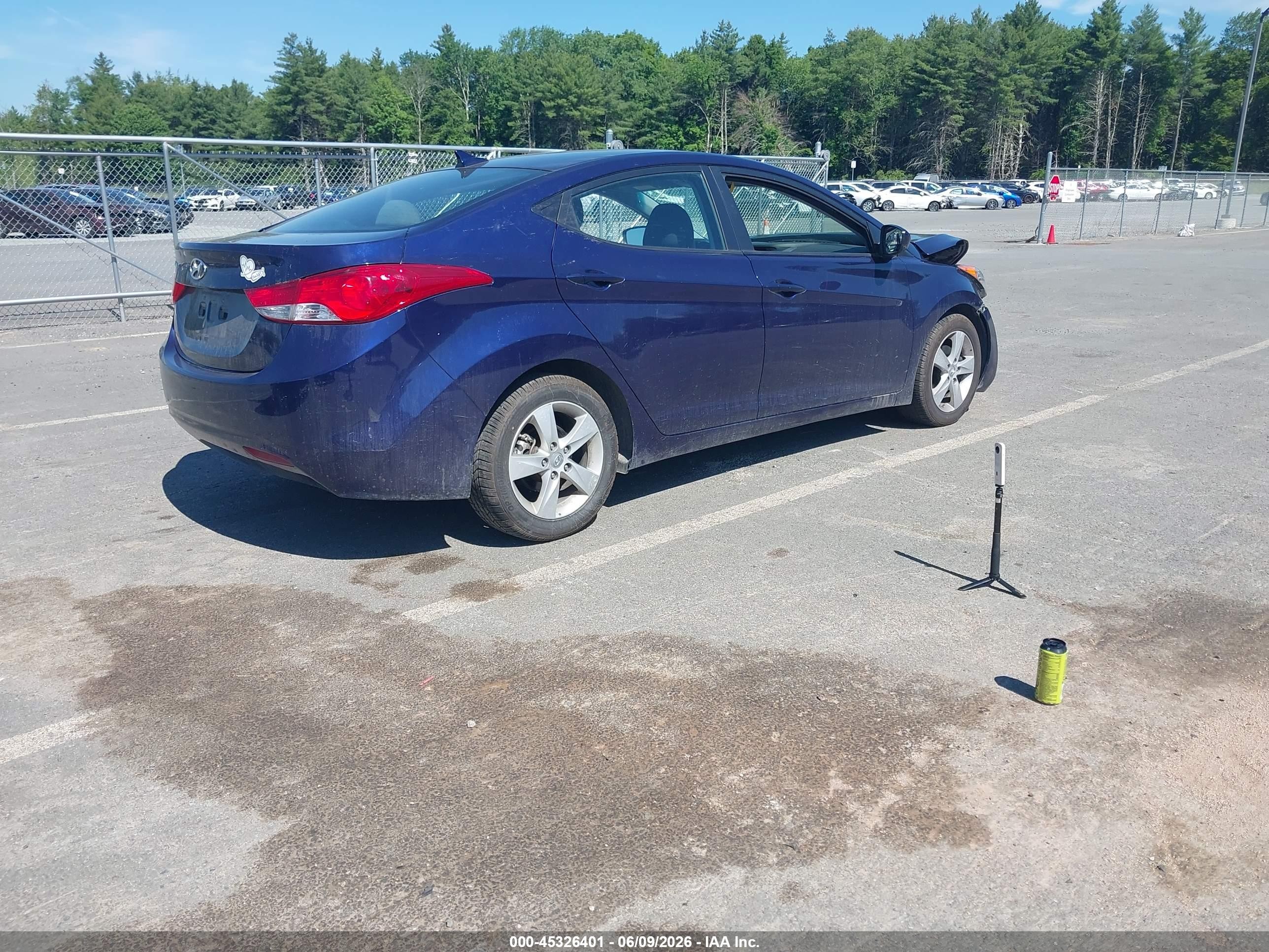 2013 Hyundai Elantra Gls Blue vin: 5NPDH4AE5DH212204