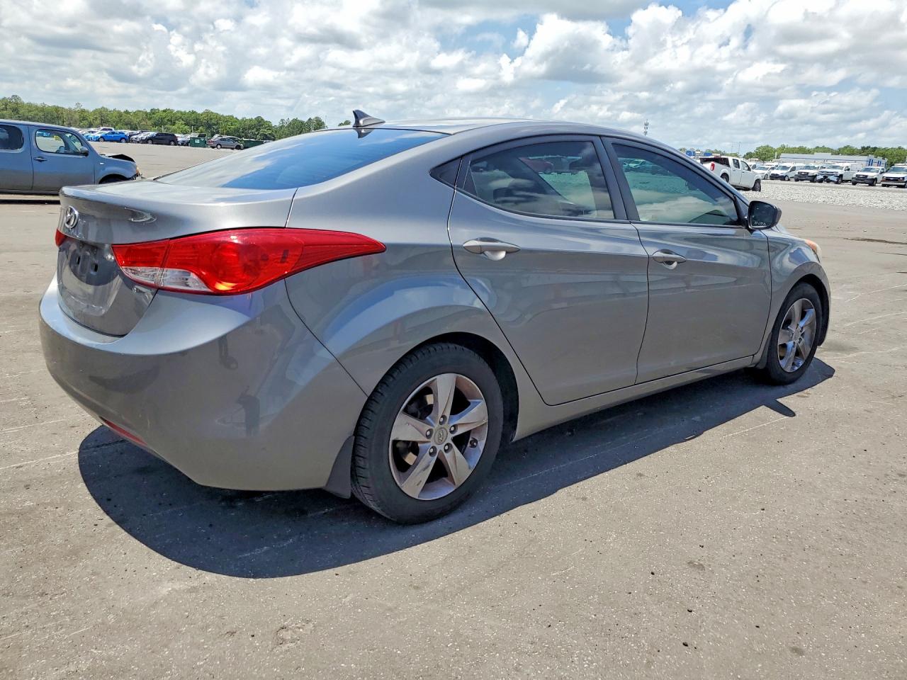 2013 Hyundai Elantra Gls Gray vin: 5NPDH4AE5DH216527