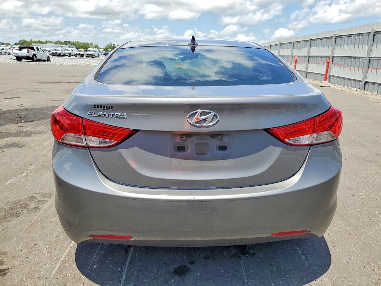 2013 Hyundai Elantra Gls Gray vin: 5NPDH4AE5DH216527
