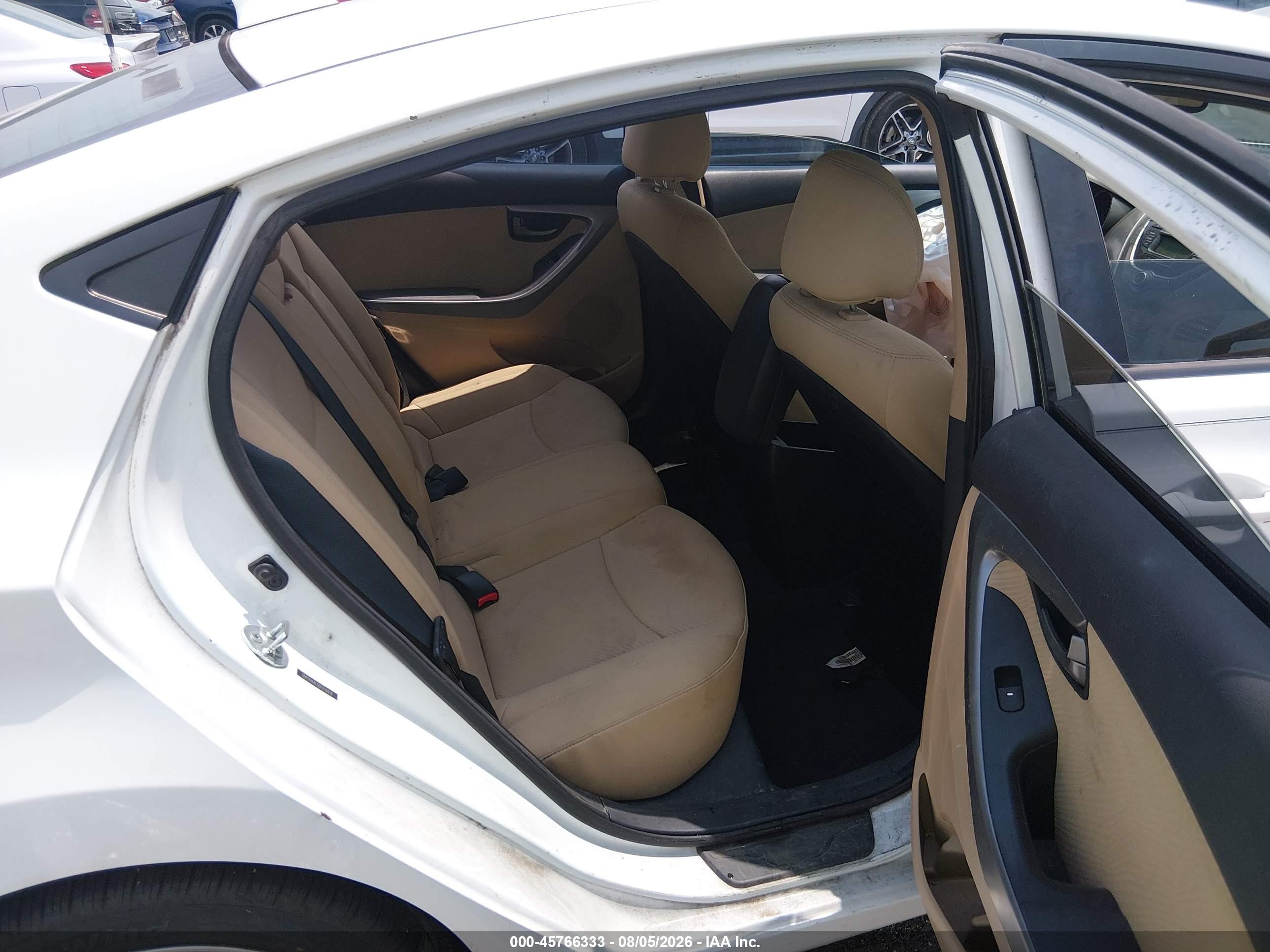 2013 Hyundai Elantra Gls White vin: 5NPDH4AE5DH216818