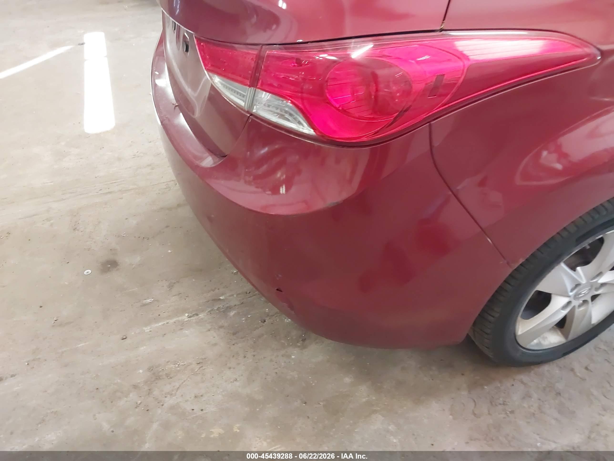 2013 Hyundai Elantra Gls Red vin: 5NPDH4AE5DH242397