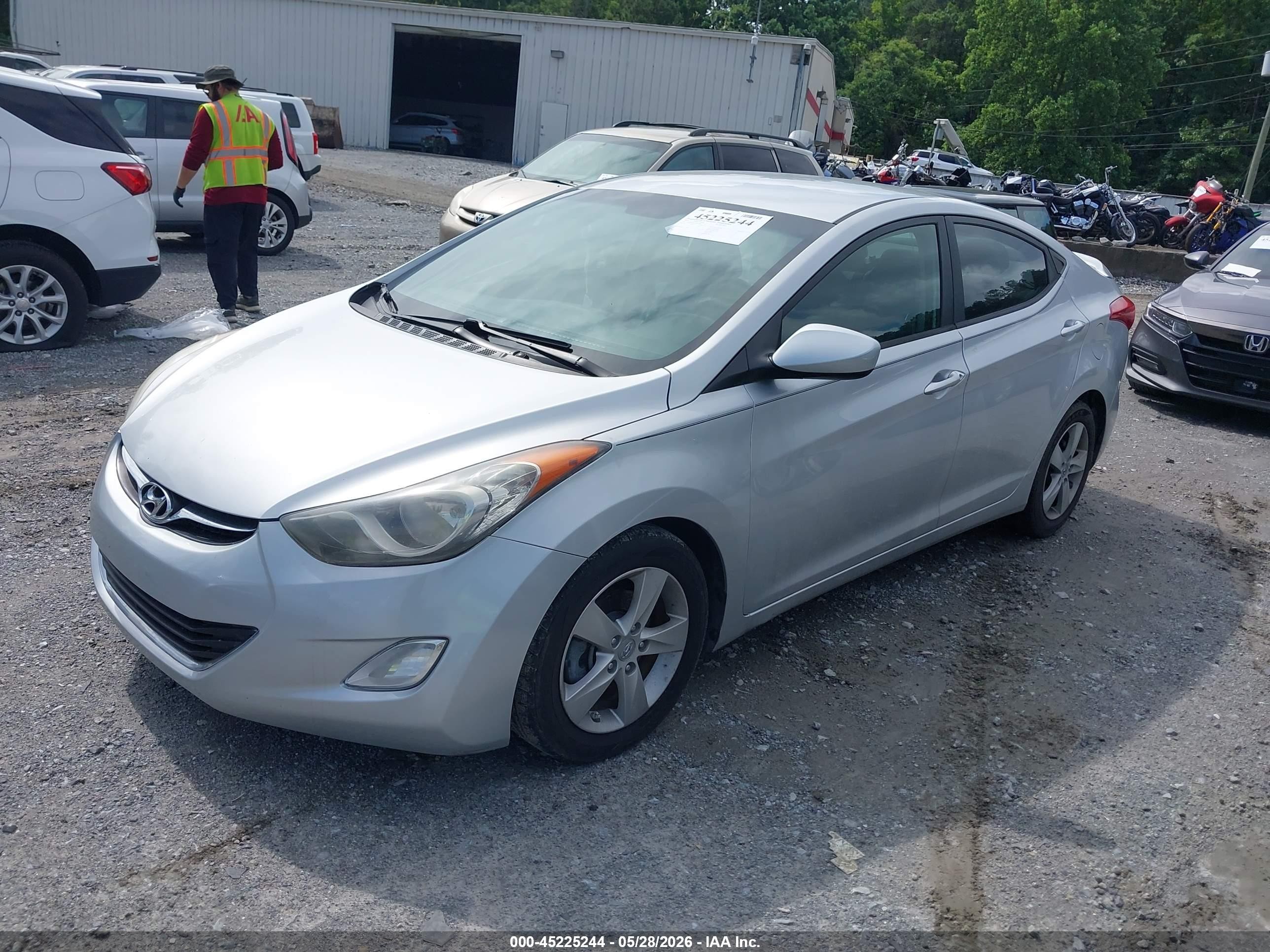 2013 Hyundai Elantra Gls Silver vin: 5NPDH4AE5DH249057