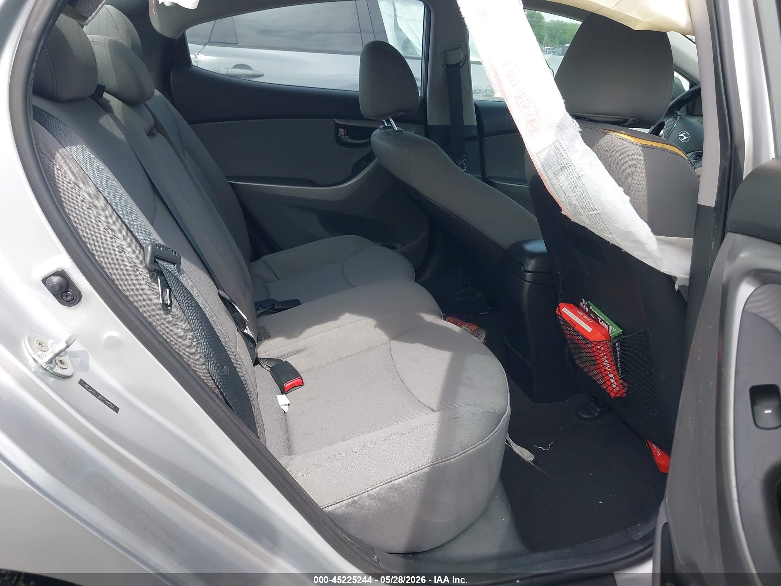 2013 Hyundai Elantra Gls Silver vin: 5NPDH4AE5DH249057