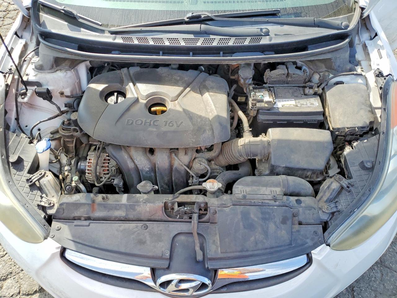 2013 Hyundai Elantra White vin: 5NPDH4AE5DH256283