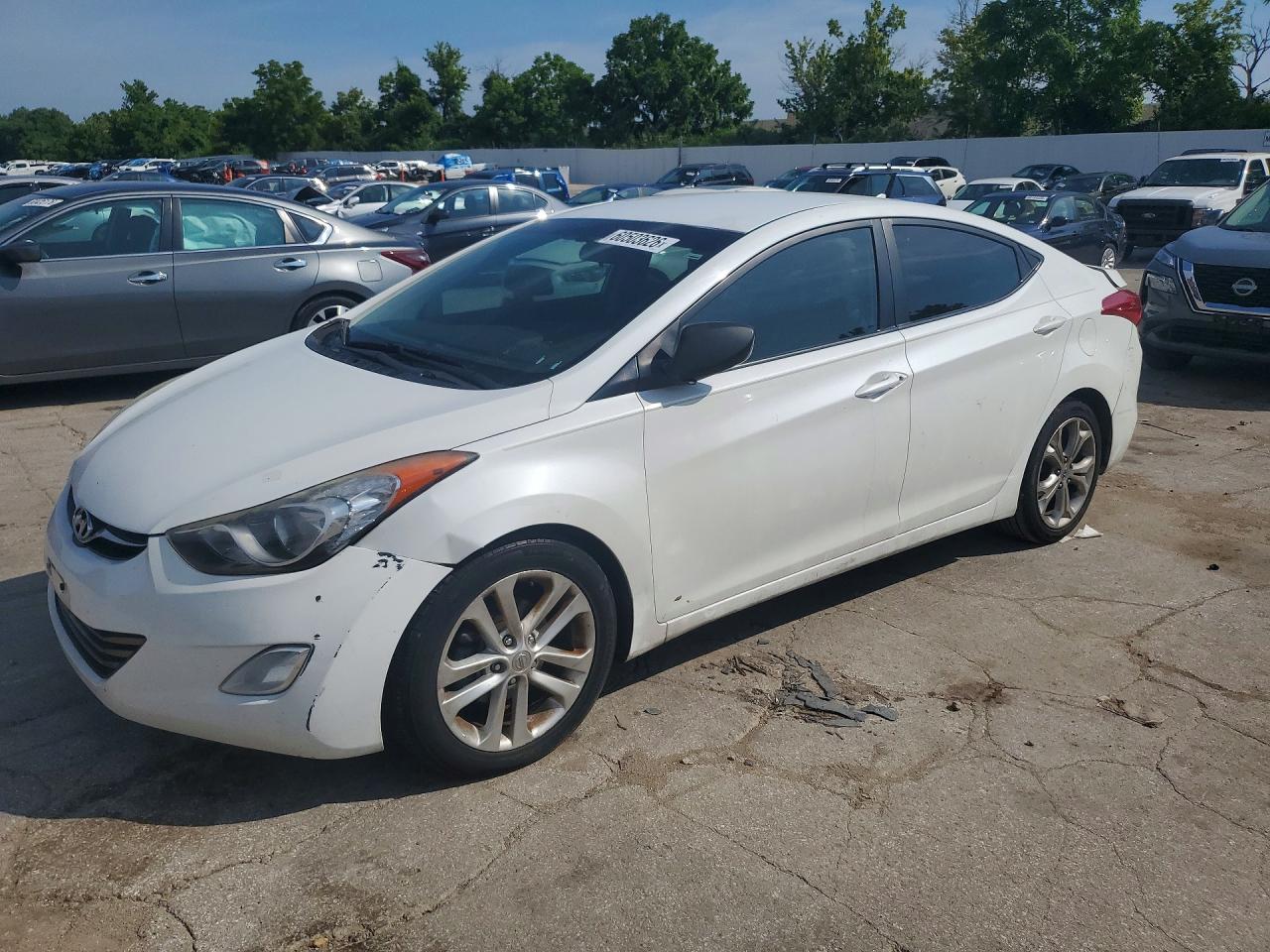 2013 Hyundai Elantra Gls White vin: 5NPDH4AE5DH287131