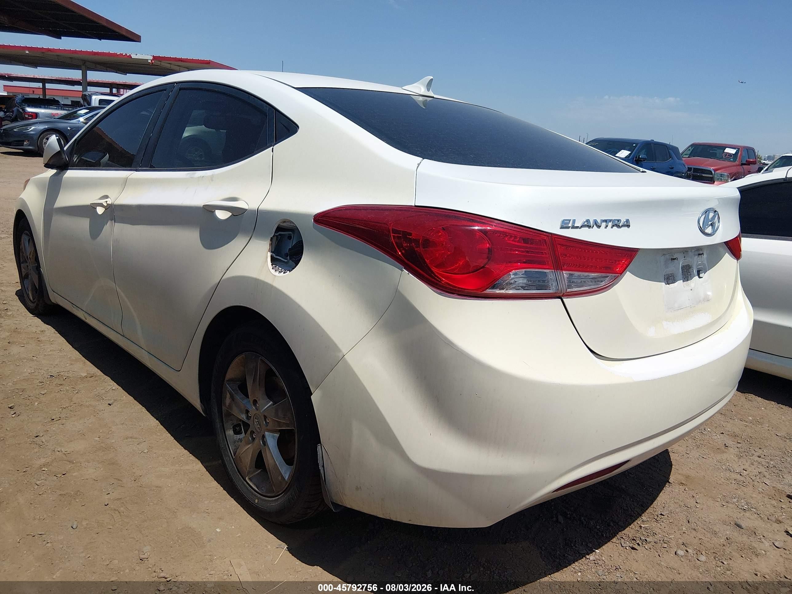 2013 Hyundai Elantra Gls White vin: 5NPDH4AE5DH289171
