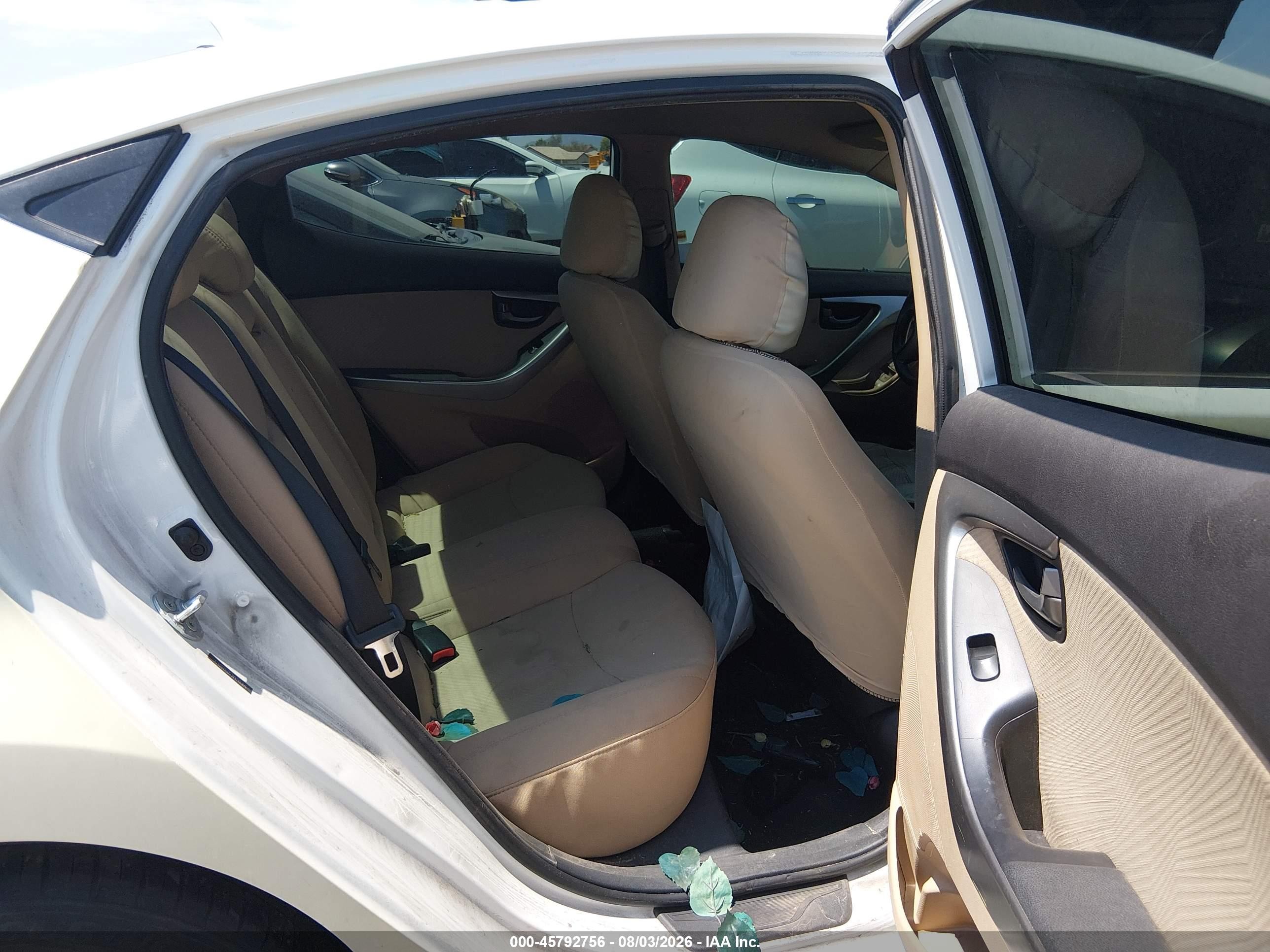 2013 Hyundai Elantra Gls White vin: 5NPDH4AE5DH289171