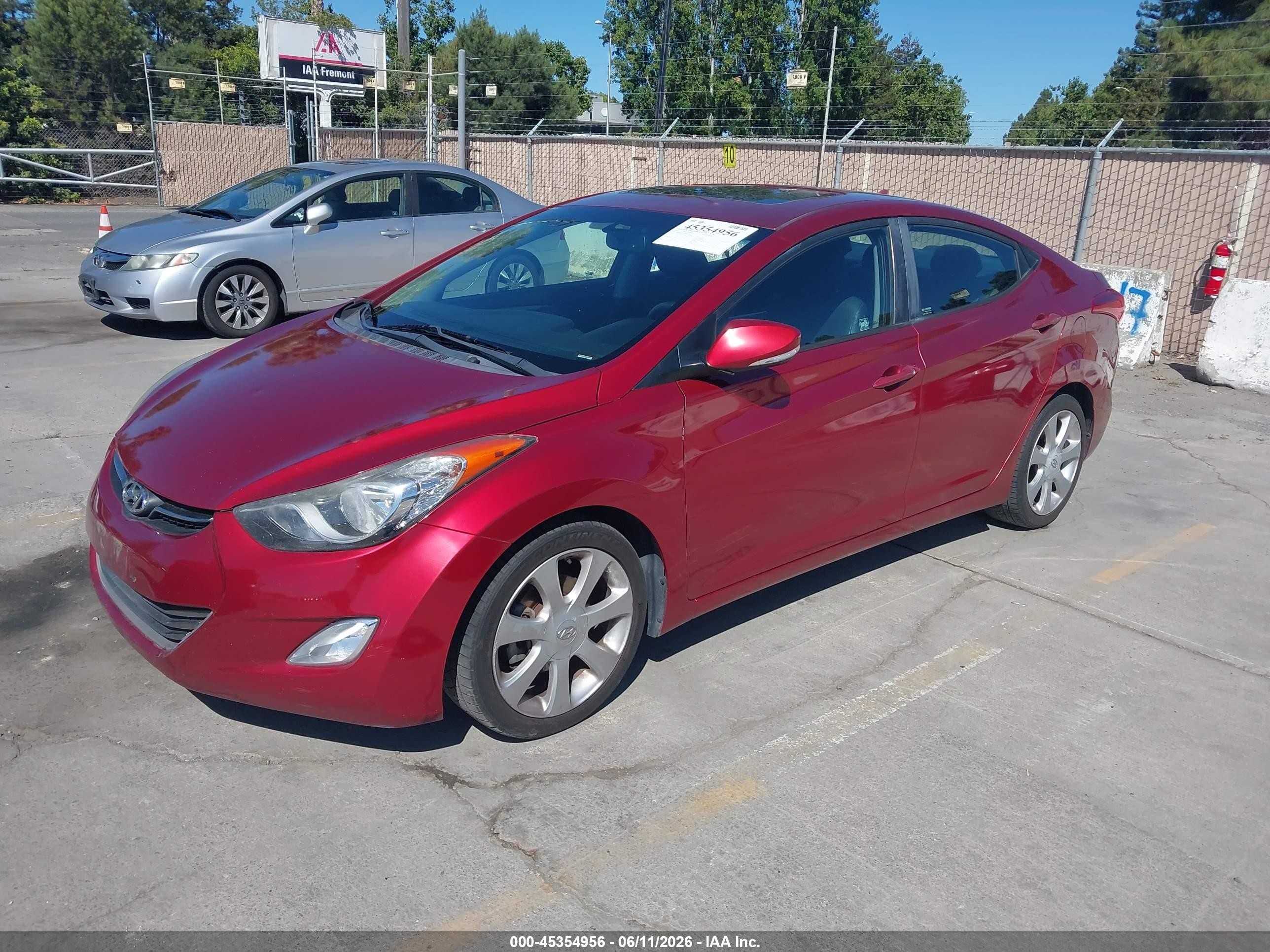 2013 Hyundai Elantra Limited Burgundy vin: 5NPDH4AE5DH302789