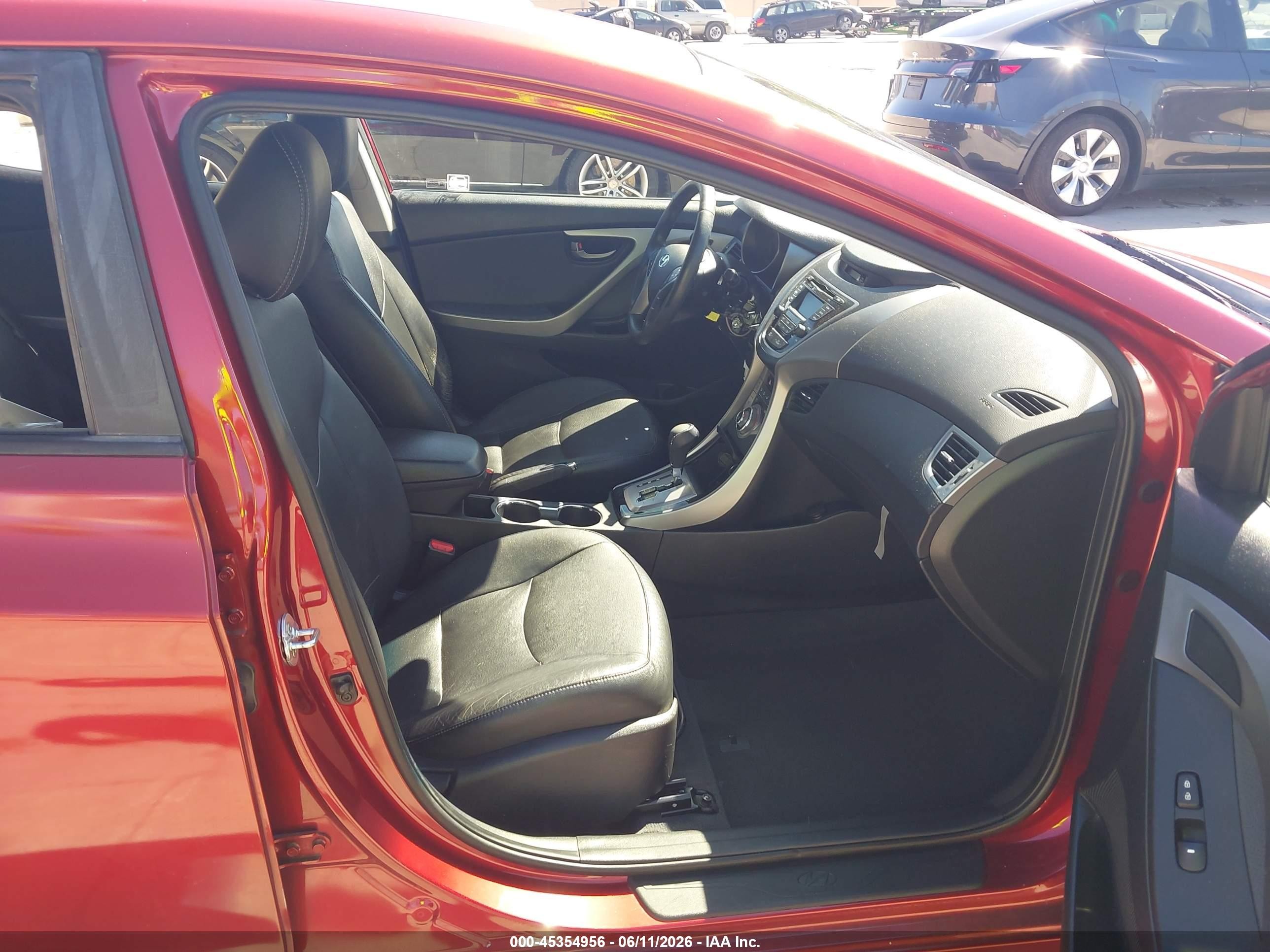 2013 Hyundai Elantra Limited Burgundy vin: 5NPDH4AE5DH302789