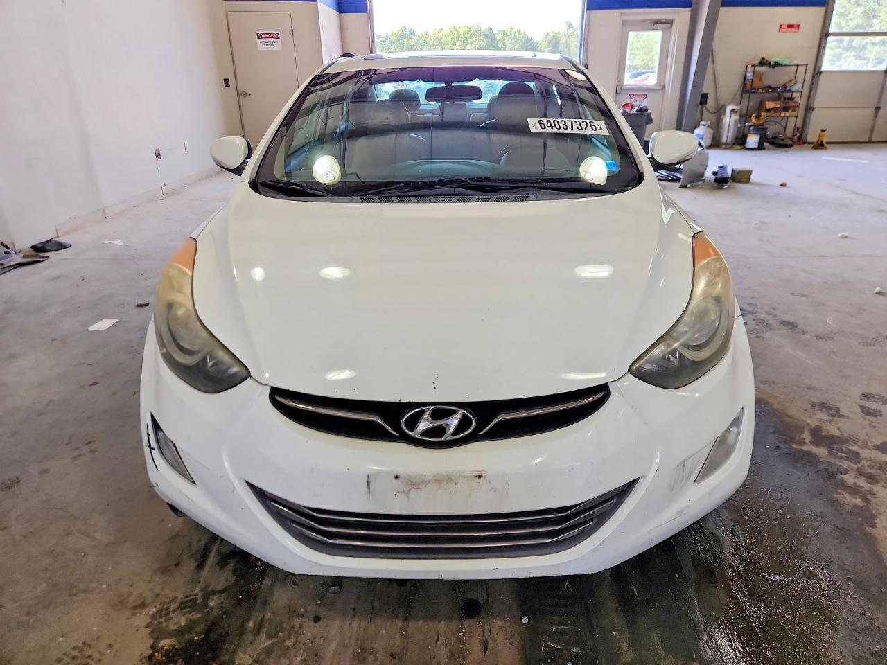 2013 Hyundai Elantra Limited Белый vin: 5NPDH4AE5DH306583
