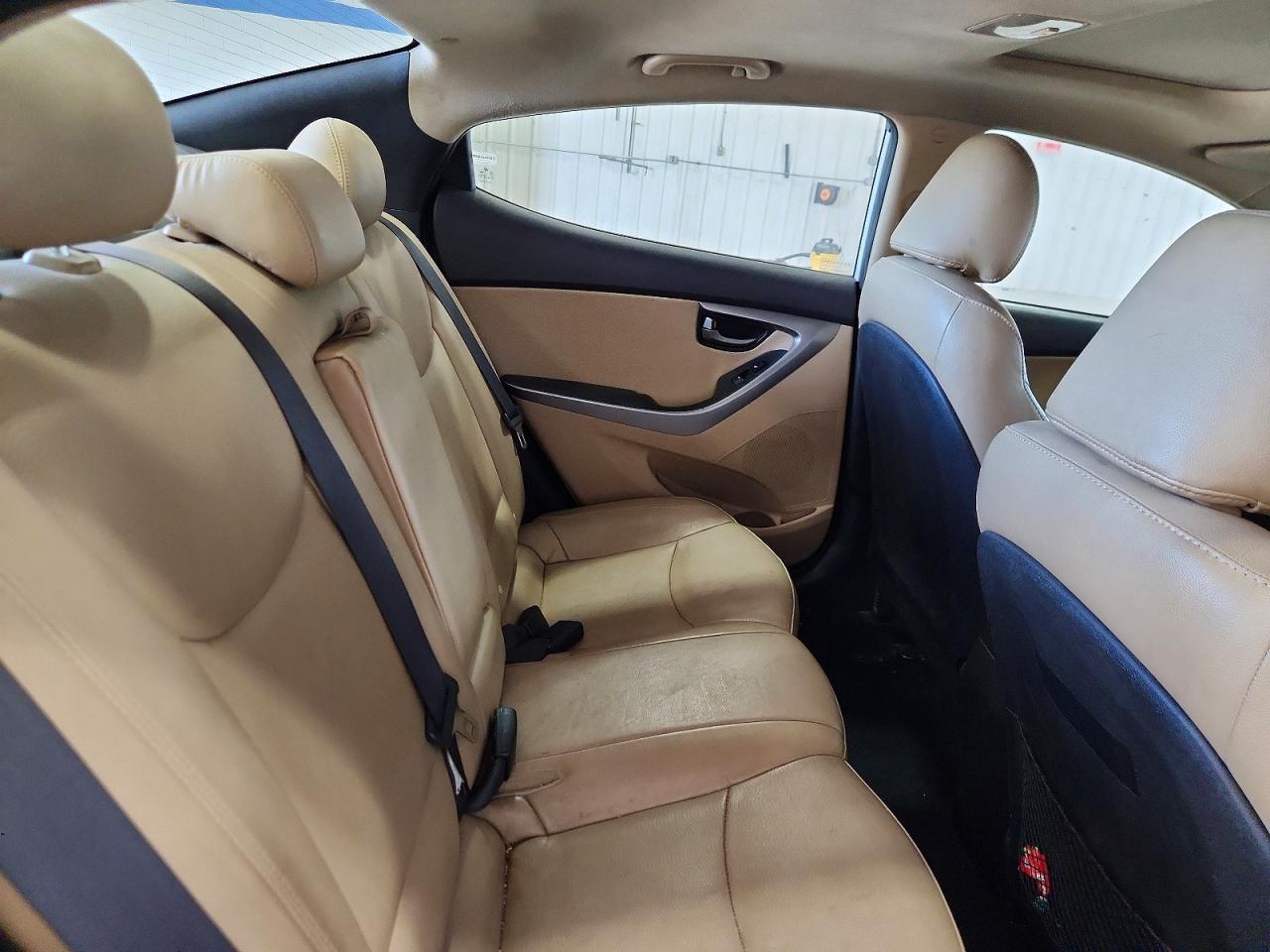 2013 Hyundai Elantra Limited Белый vin: 5NPDH4AE5DH306583