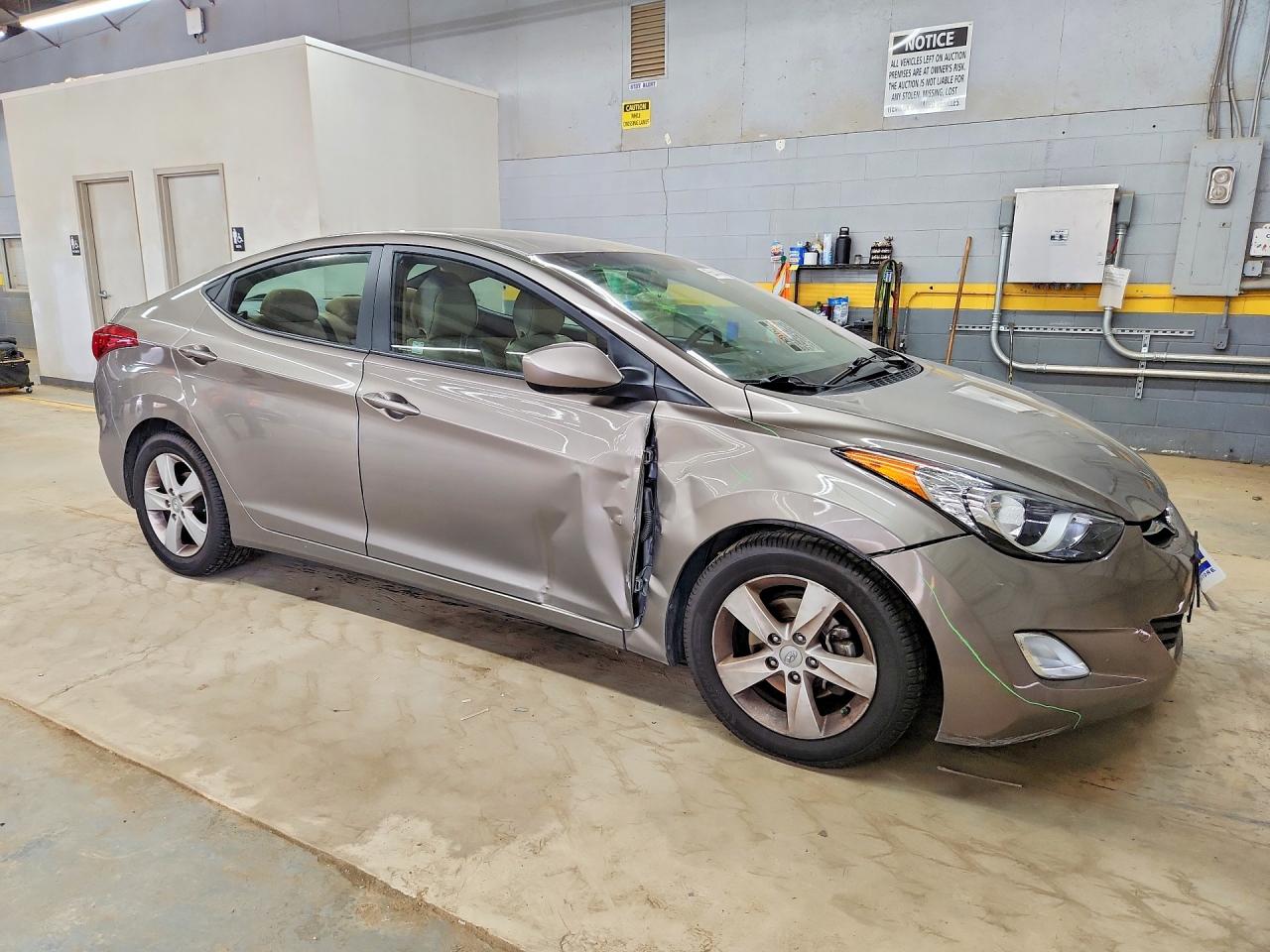 2013 Hyundai Elantra Gls Tan vin: 5NPDH4AE5DH308429