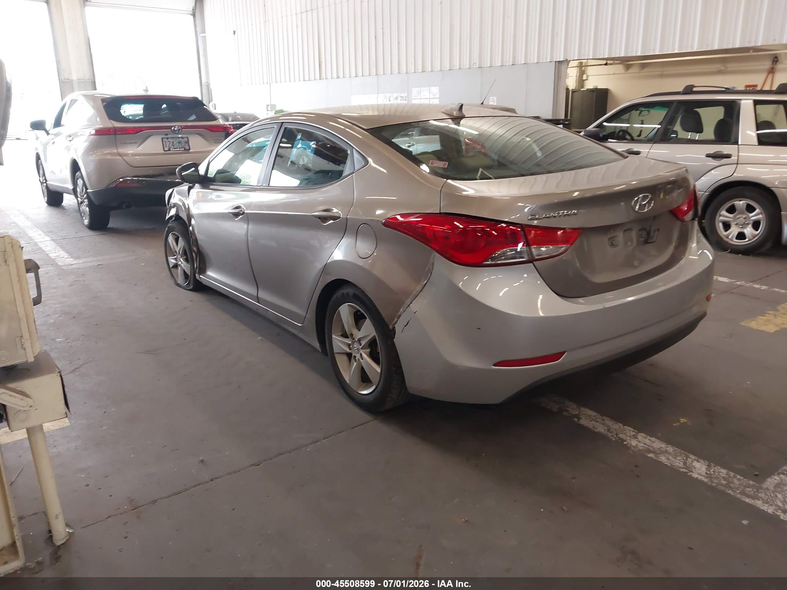 2013 Hyundai Elantra Gls Бежевый vin: 5NPDH4AE5DH309564