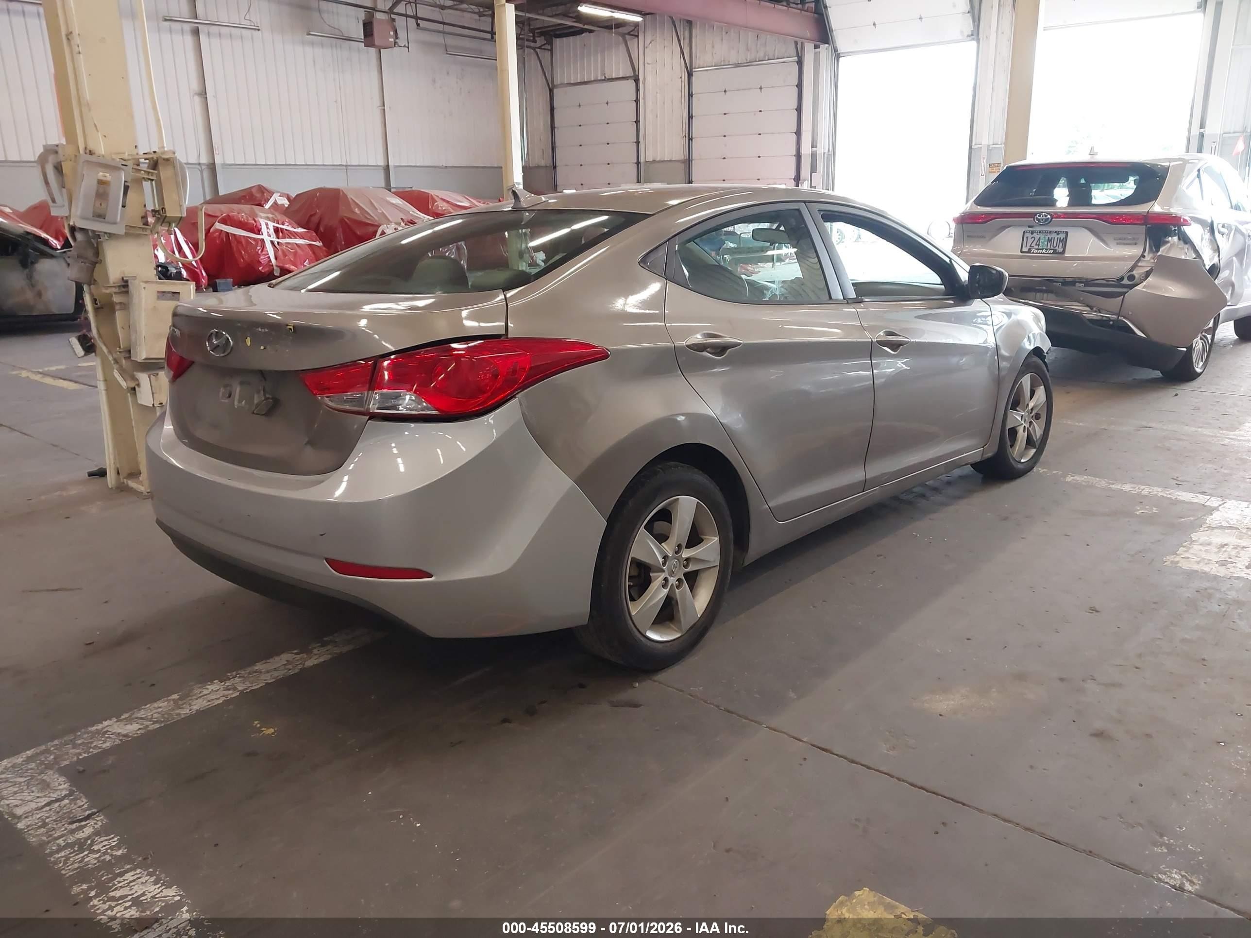 2013 Hyundai Elantra Gls Бежевый vin: 5NPDH4AE5DH309564
