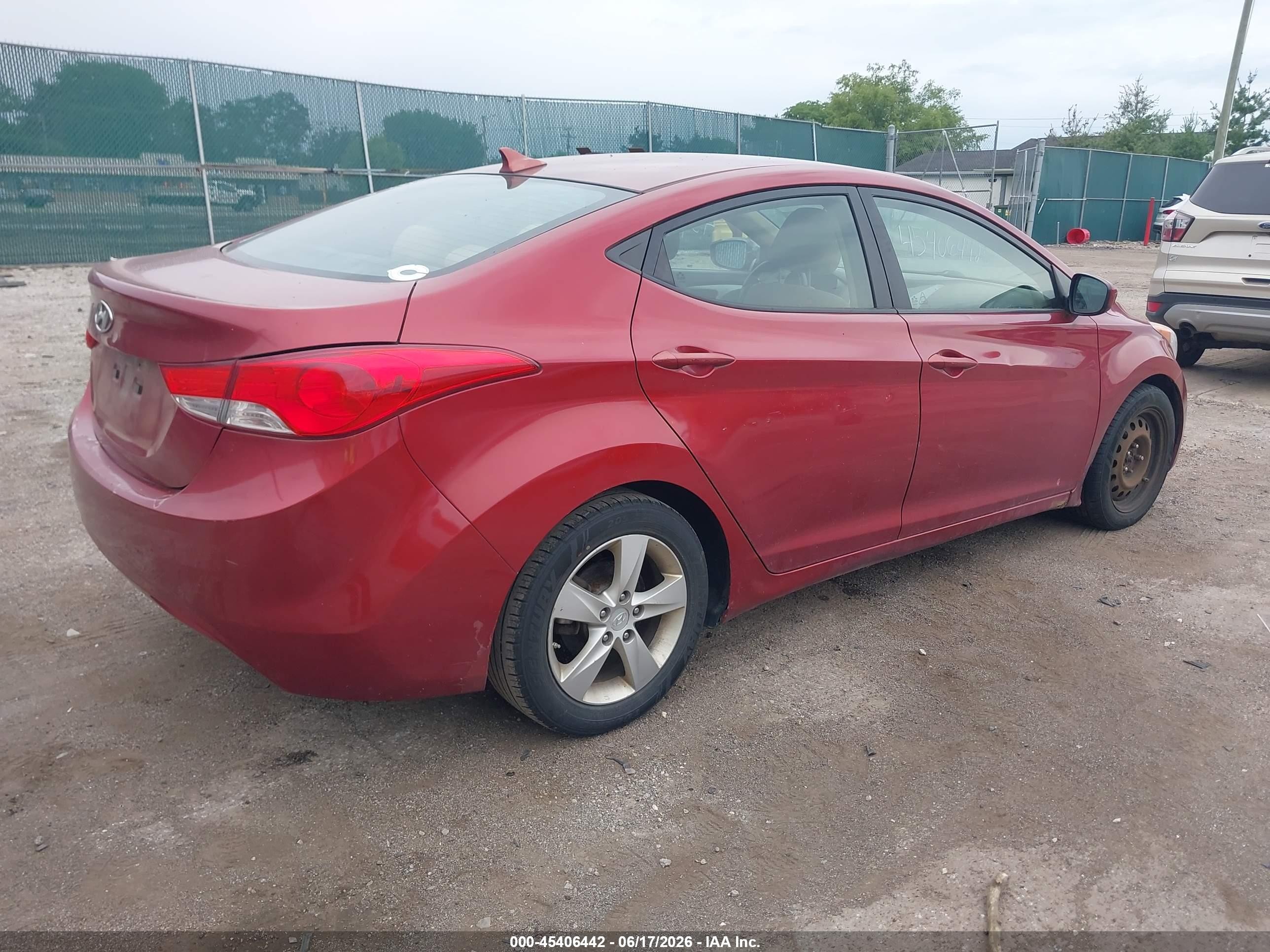 2013 Hyundai Elantra Gls Red vin: 5NPDH4AE5DH310598