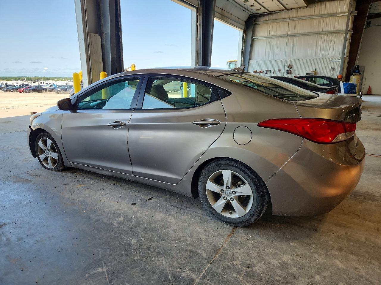 2013 Hyundai Elantra Gls Tan vin: 5NPDH4AE5DH323559