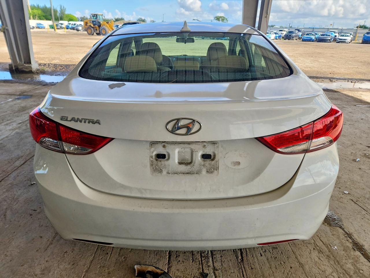 2013 Hyundai Elantra Gls White vin: 5NPDH4AE5DH329796