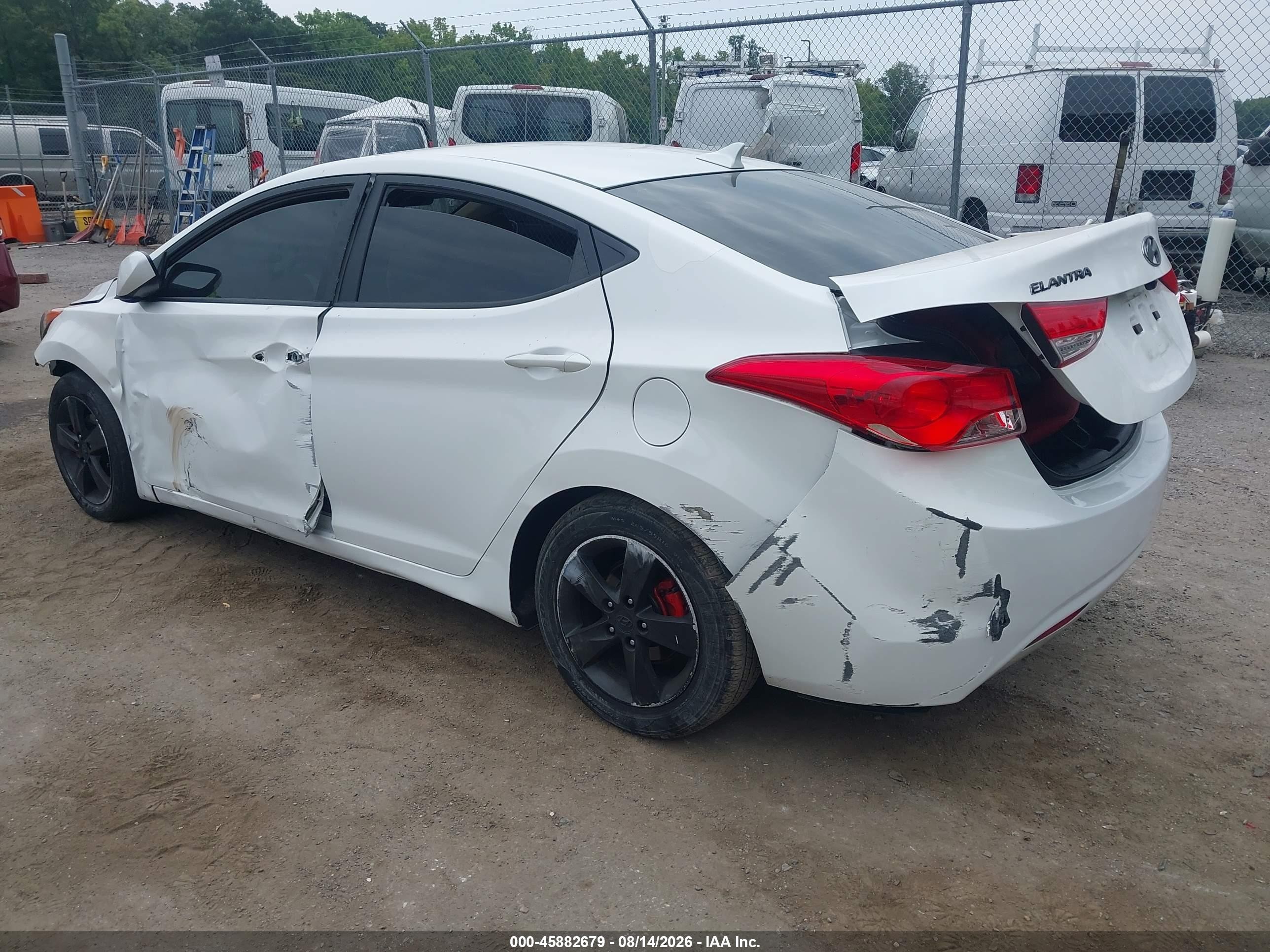 2013 Hyundai Elantra Gls White vin: 5NPDH4AE5DH344881