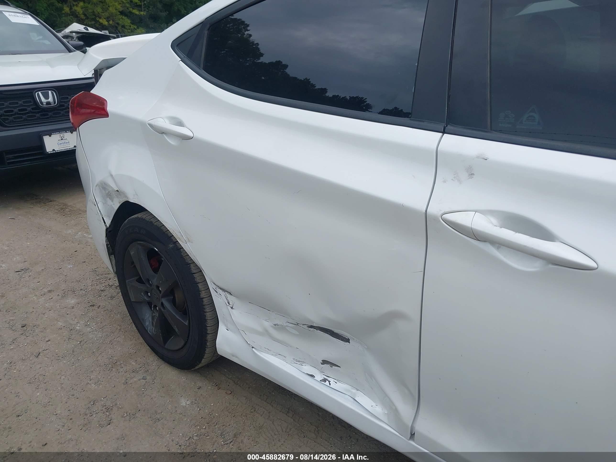 2013 Hyundai Elantra Gls White vin: 5NPDH4AE5DH344881