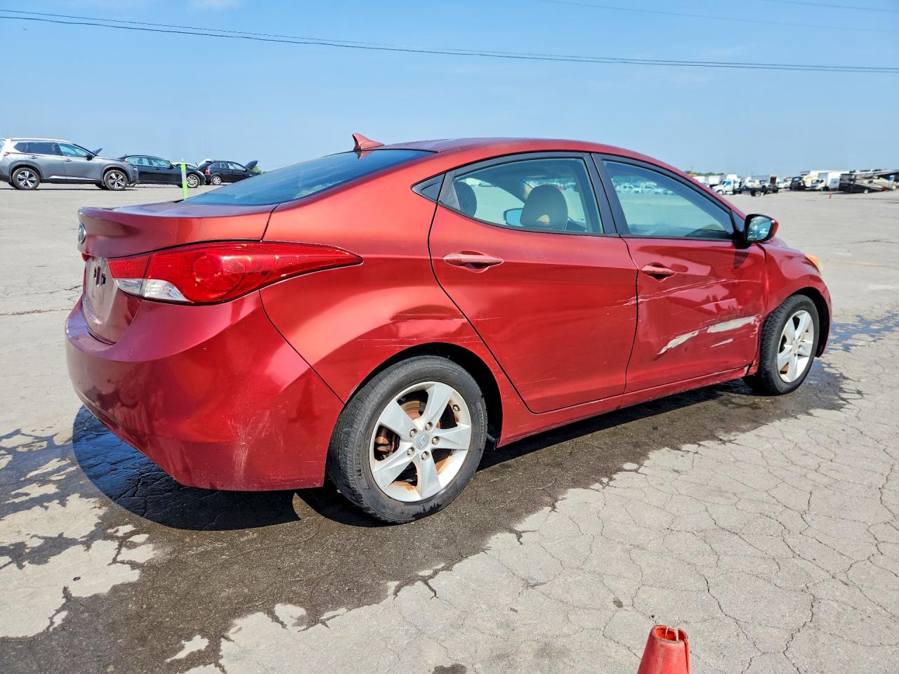 2013 Hyundai Elantra Gls Red vin: 5NPDH4AE5DH352558