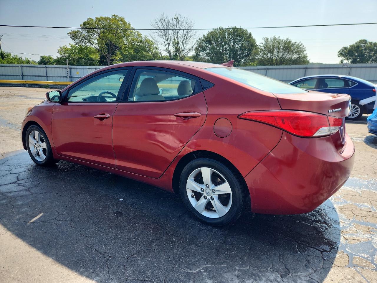 2013 Hyundai Elantra Gls Red vin: 5NPDH4AE5DH352558