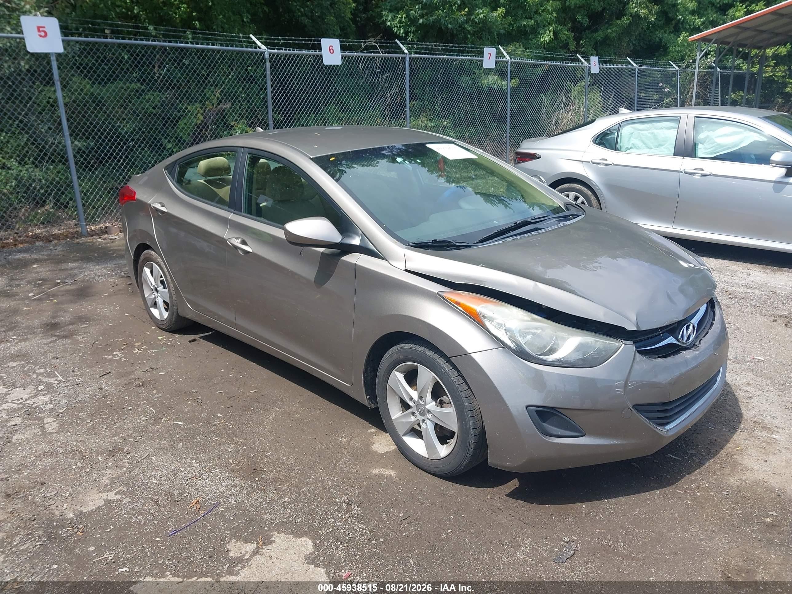 2013 Hyundai Elantra Gls Gray vin: 5NPDH4AE5DH354018