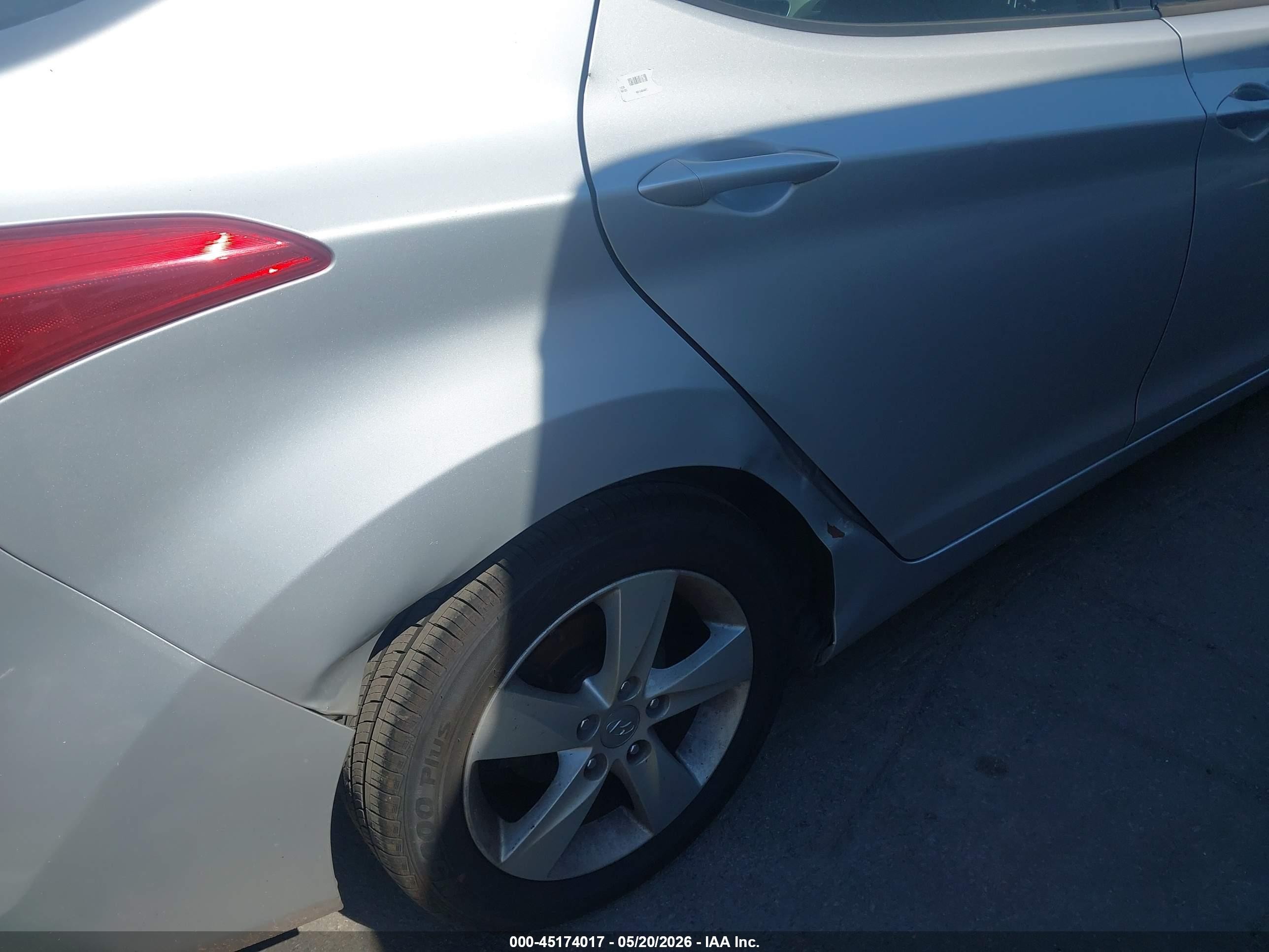 2013 Hyundai Elantra Gls Серебряный vin: 5NPDH4AE5DH371966