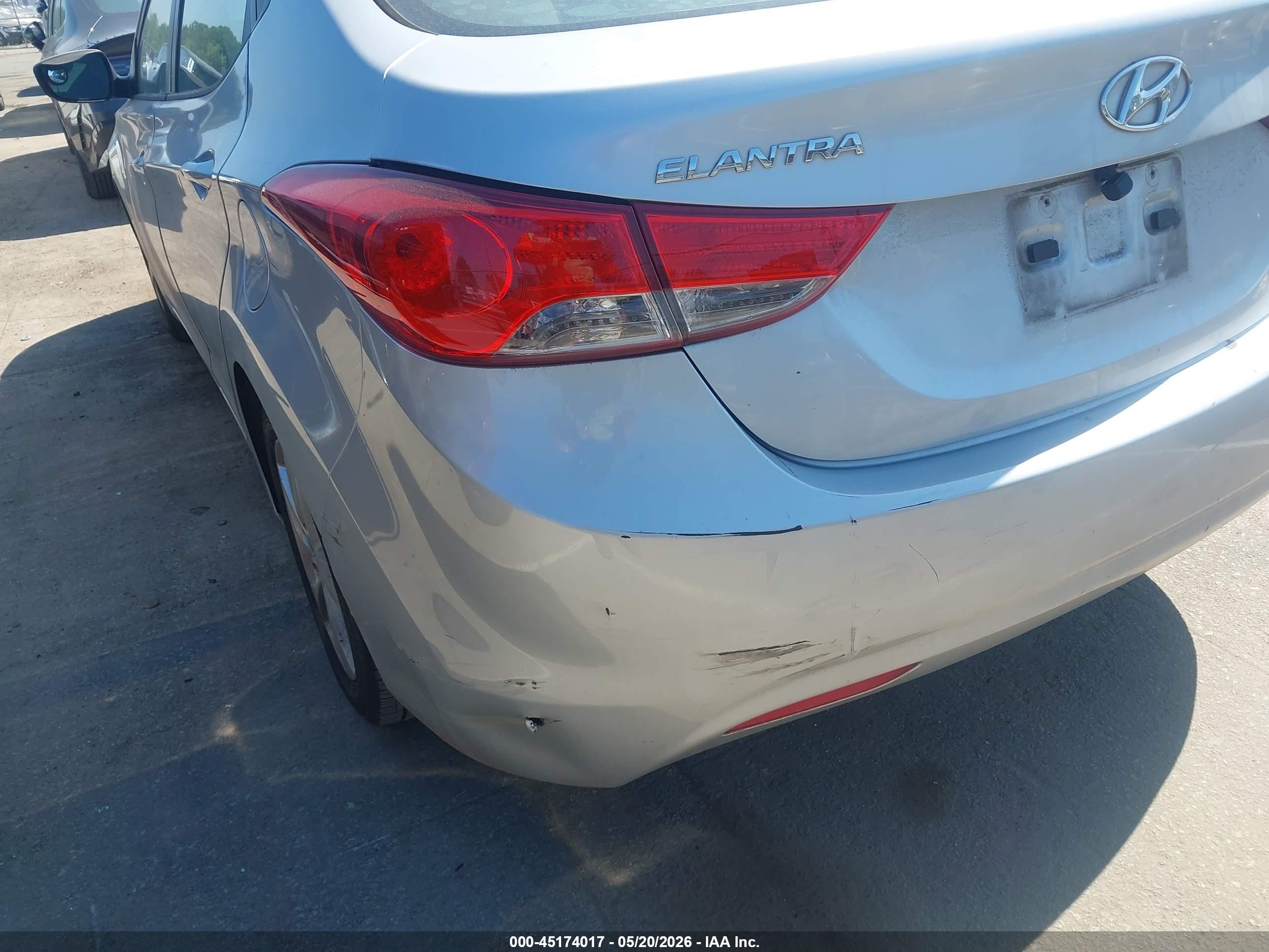 2013 Hyundai Elantra Gls Серебряный vin: 5NPDH4AE5DH371966