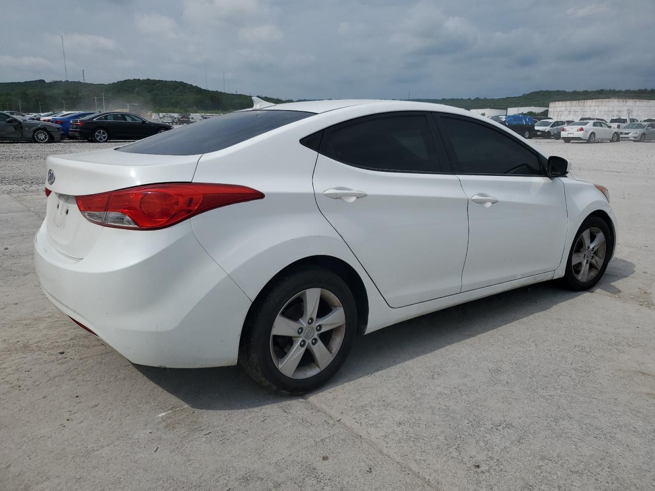 2013 Hyundai Elantra Gls White vin: 5NPDH4AE5DH373247