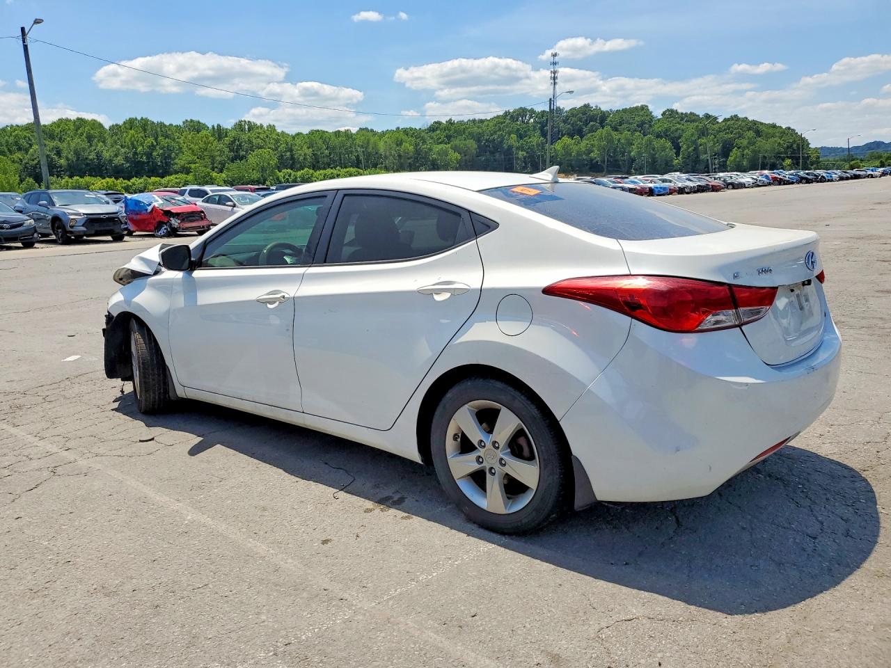 2013 Hyundai Elantra Белый vin: 5NPDH4AE5DH387388