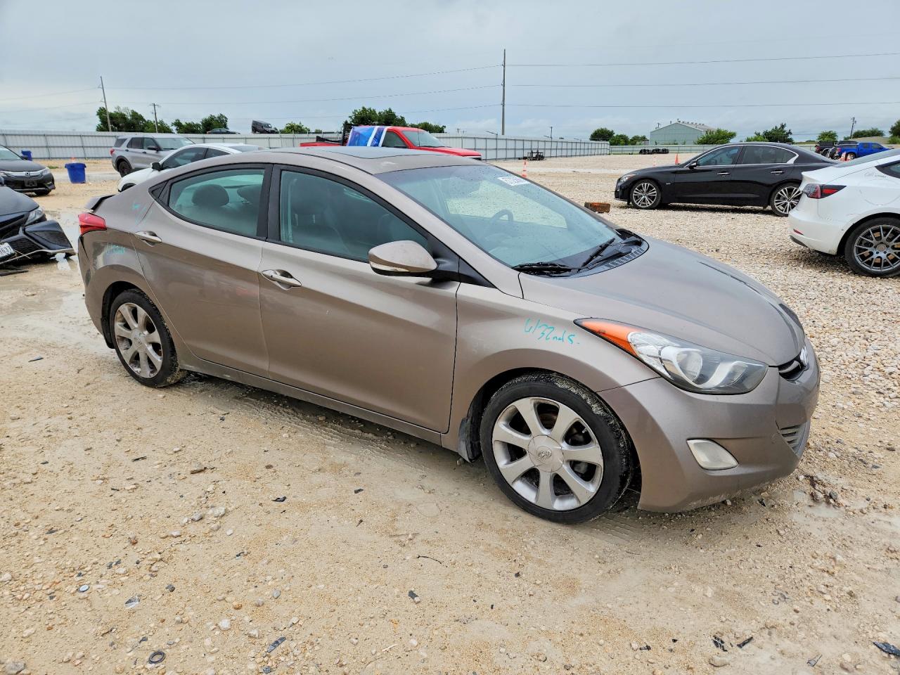 2013 Hyundai Elantra Limited Tan vin: 5NPDH4AE5DH397953