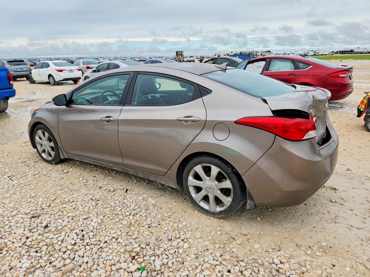 2013 Hyundai Elantra Limited Tan vin: 5NPDH4AE5DH397953