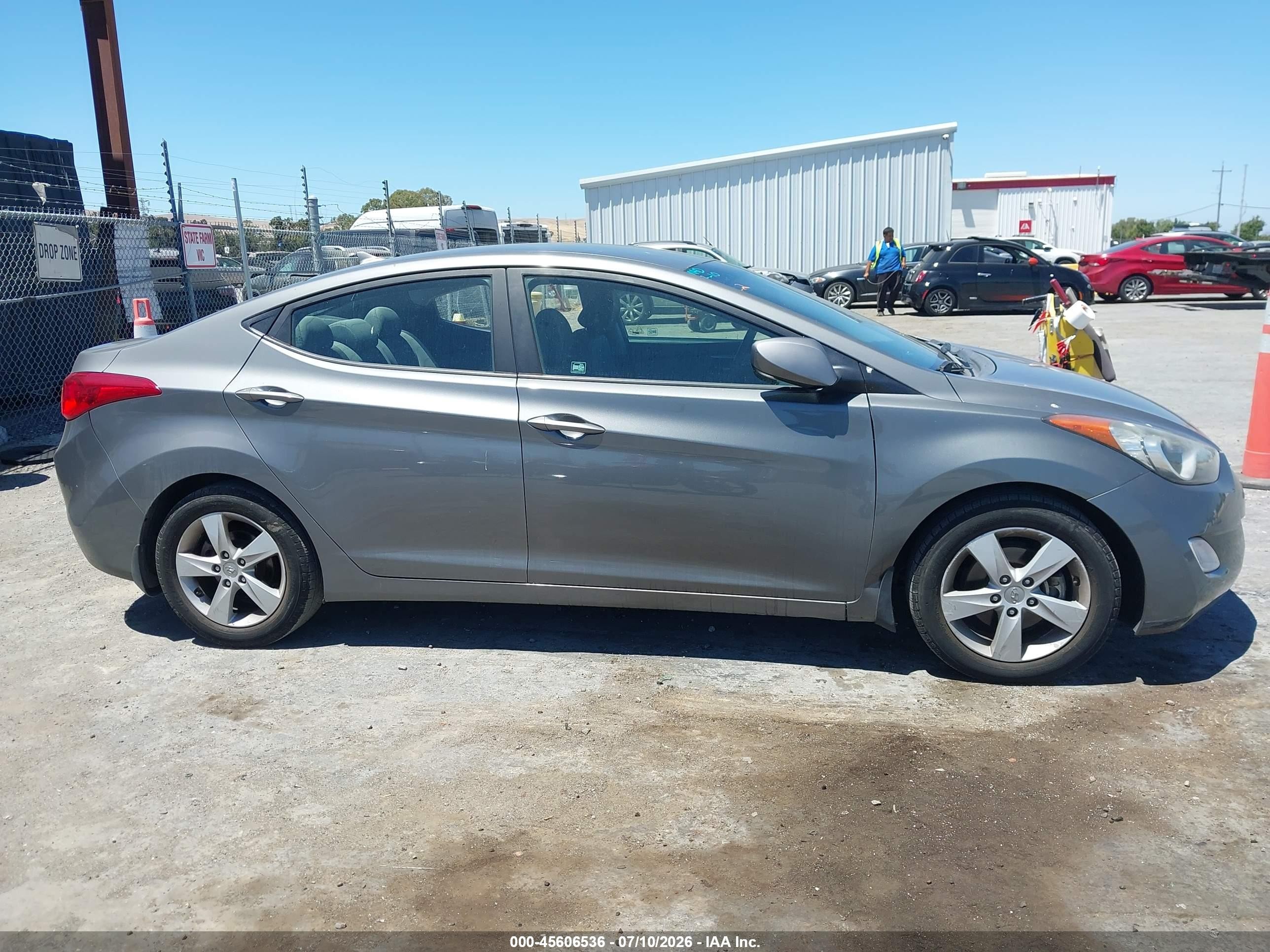 2013 Hyundai Elantra Gls Gray vin: 5NPDH4AE5DH400205
