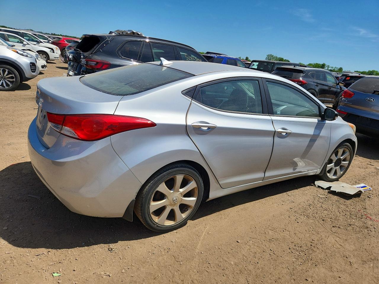 2013 Hyundai Elantra Limited Серебряный vin: 5NPDH4AE5DH400737