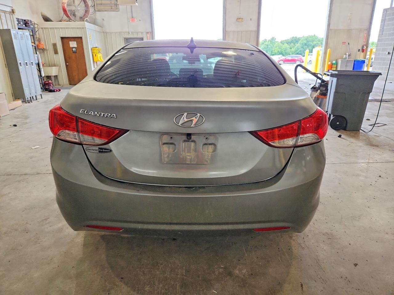 2013 Hyundai Elantra Gls Gray vin: 5NPDH4AE5DH406408