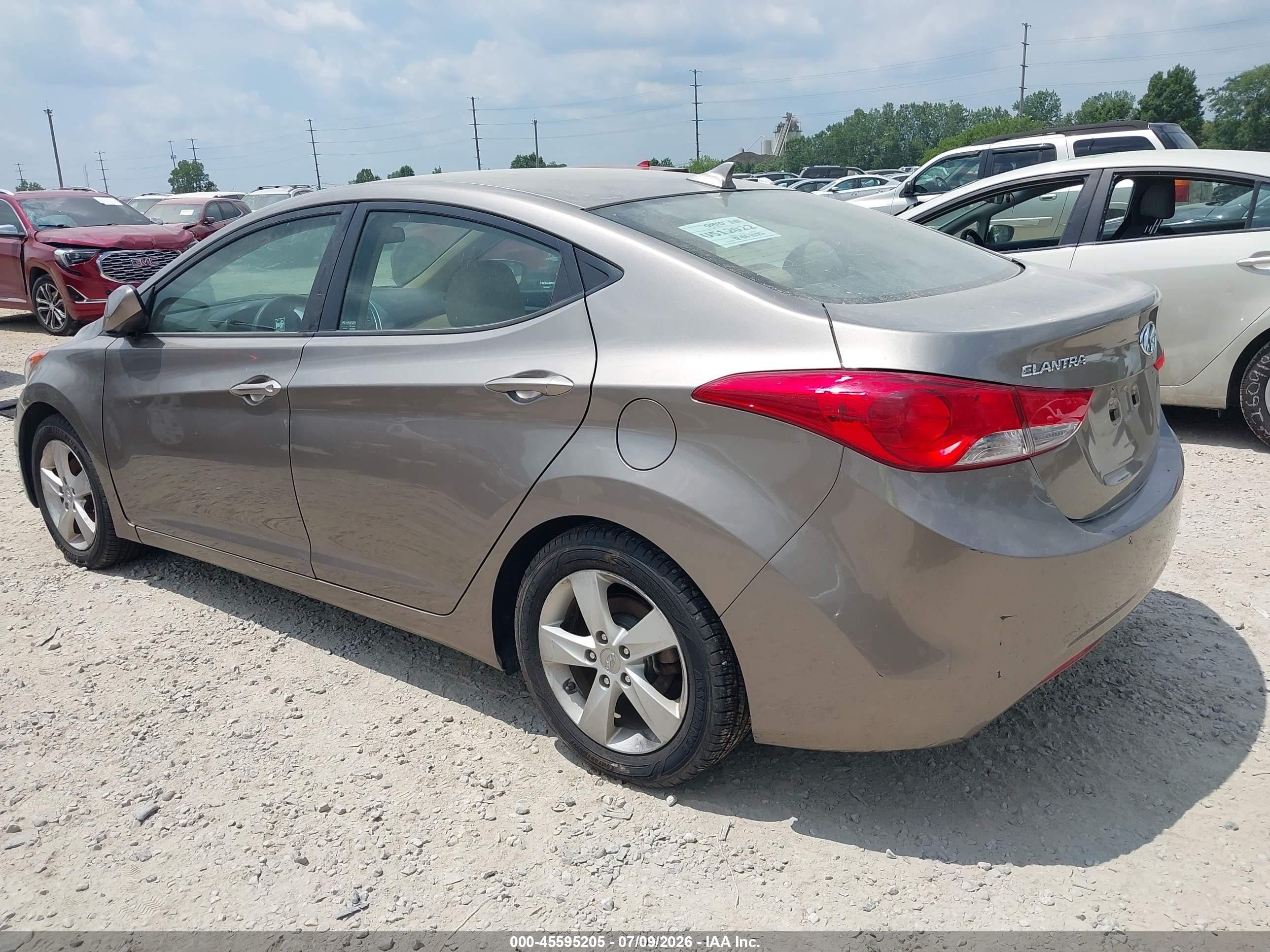 2013 Hyundai Elantra Gls Бирюзовый vin: 5NPDH4AE5DH417926