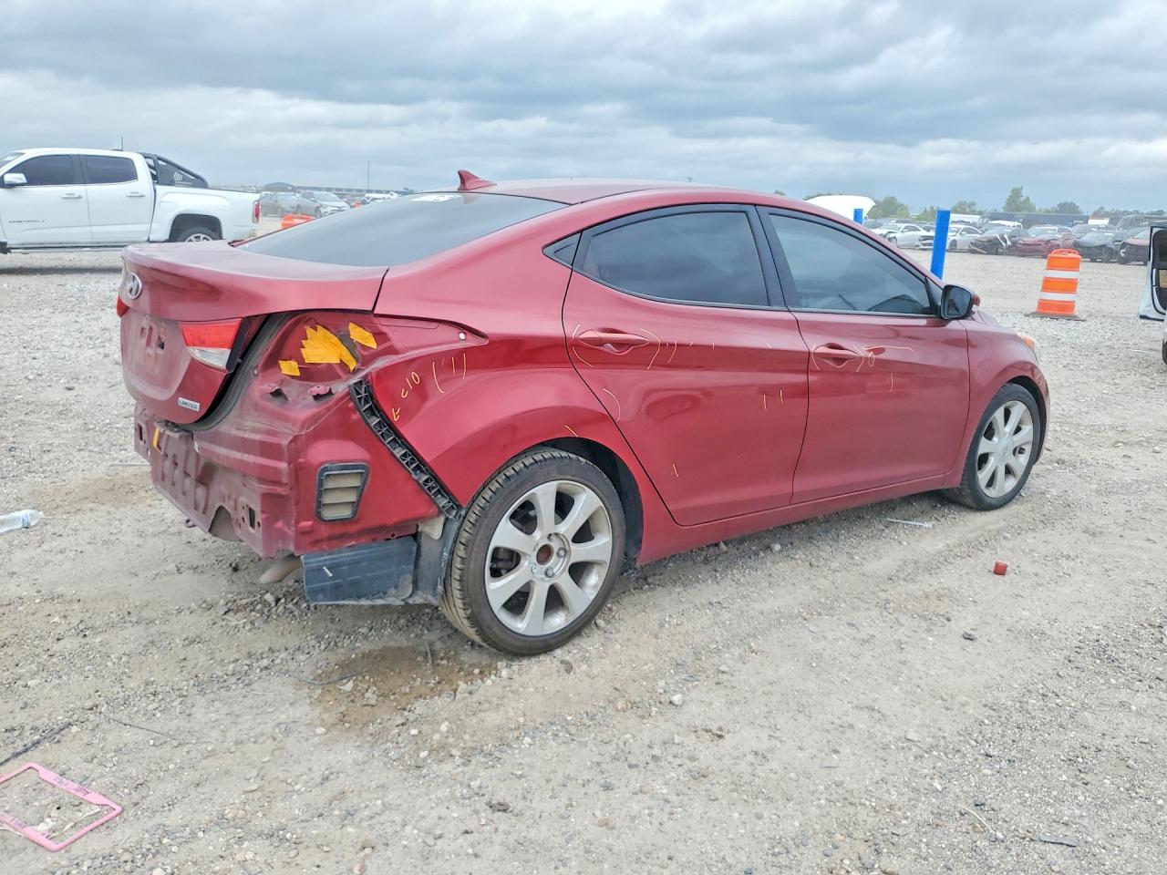 2013 Hyundai Elantra Limited Red vin: 5NPDH4AE5DH419420